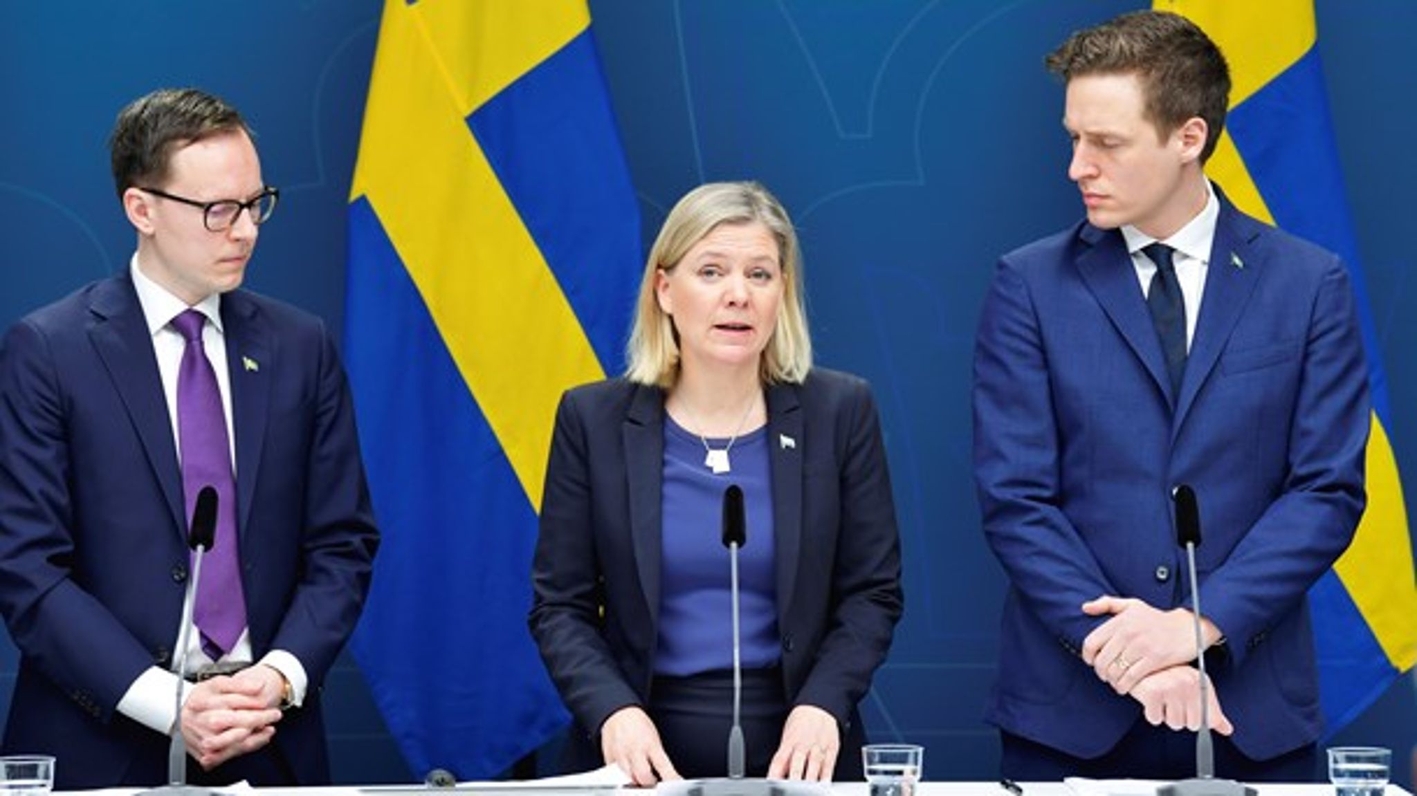 <b></b>Mats Persson (L), ekonomisk-politisk talesperson, finansminister Magdalena Andersson (S) och Emil Källström (C), ekonomisk-politisk talesperson