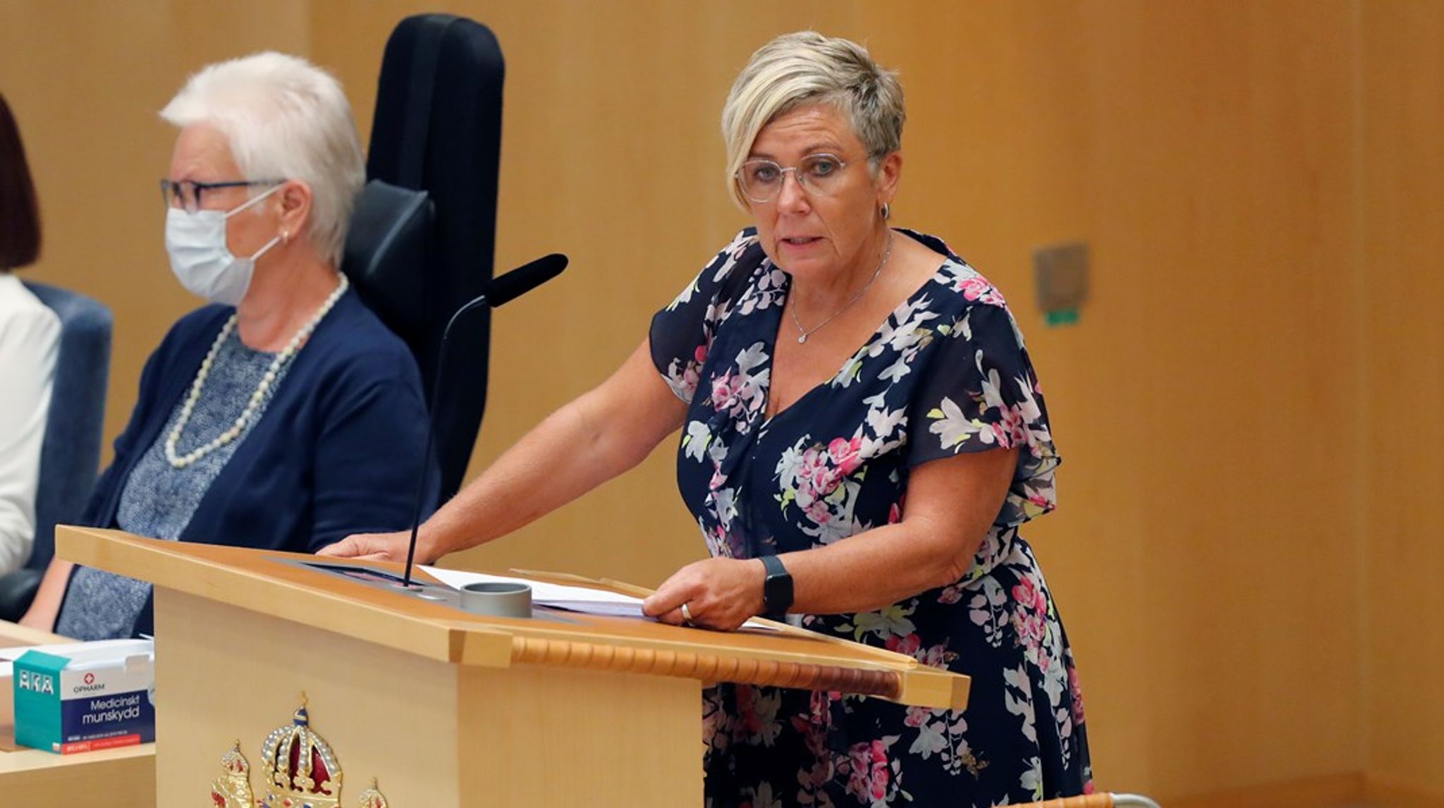 Annelie Karlsson, gruppledare i riksdagen för Socialdemokraterna, meddelar att hon inte kommer fortsätta i riksdagen.