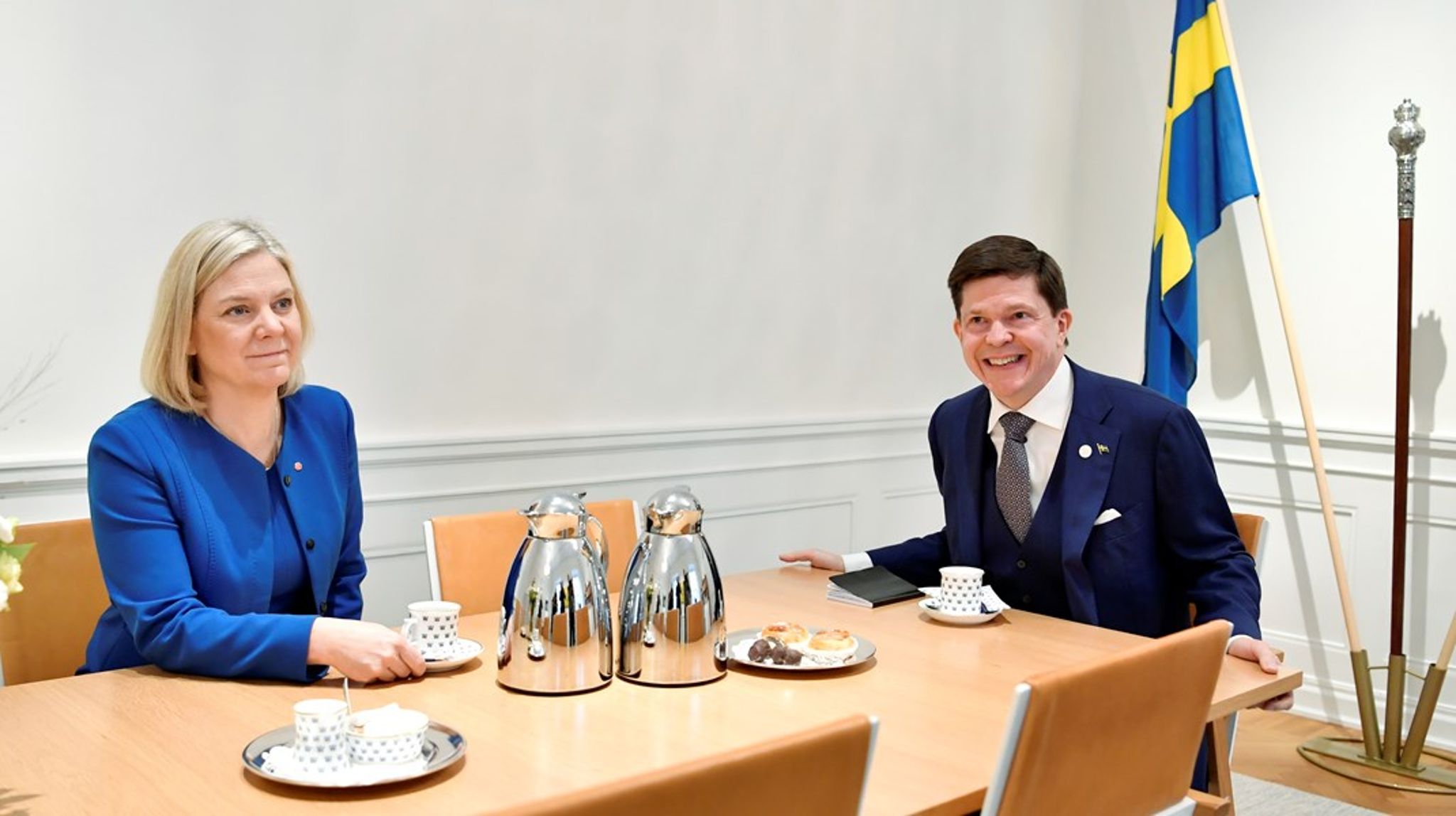 Klockan 12 måste Magdalena Andersson rapportera till talman Andreas Norlén om sina förutsättningar att bilda regering. 