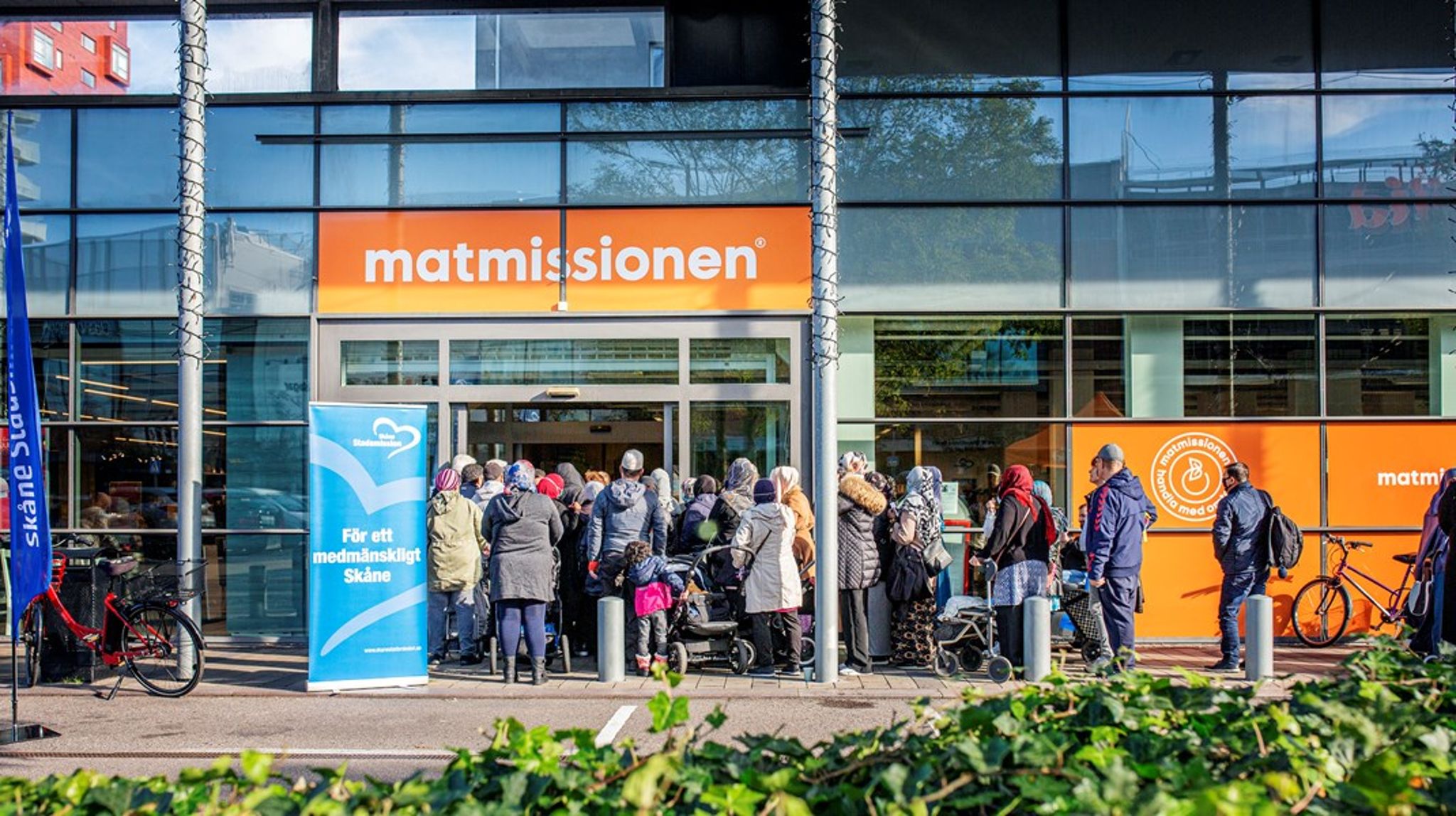 Skåne stadsmission har vuxit med 154 procent åren 2008 till 2020, och hamnar på Famnas fem-i-topp över växande idéburna aktörer.&nbsp;Skåne stadsmission startade Matmissionen Skåne tillsammans med medgrundaren Willys och huvudpartnern Kavlifonden. De 2 000 medlemmarna kan i butiken i Malmö köpa livsmedel till kraftigt reducerade priser. &nbsp;