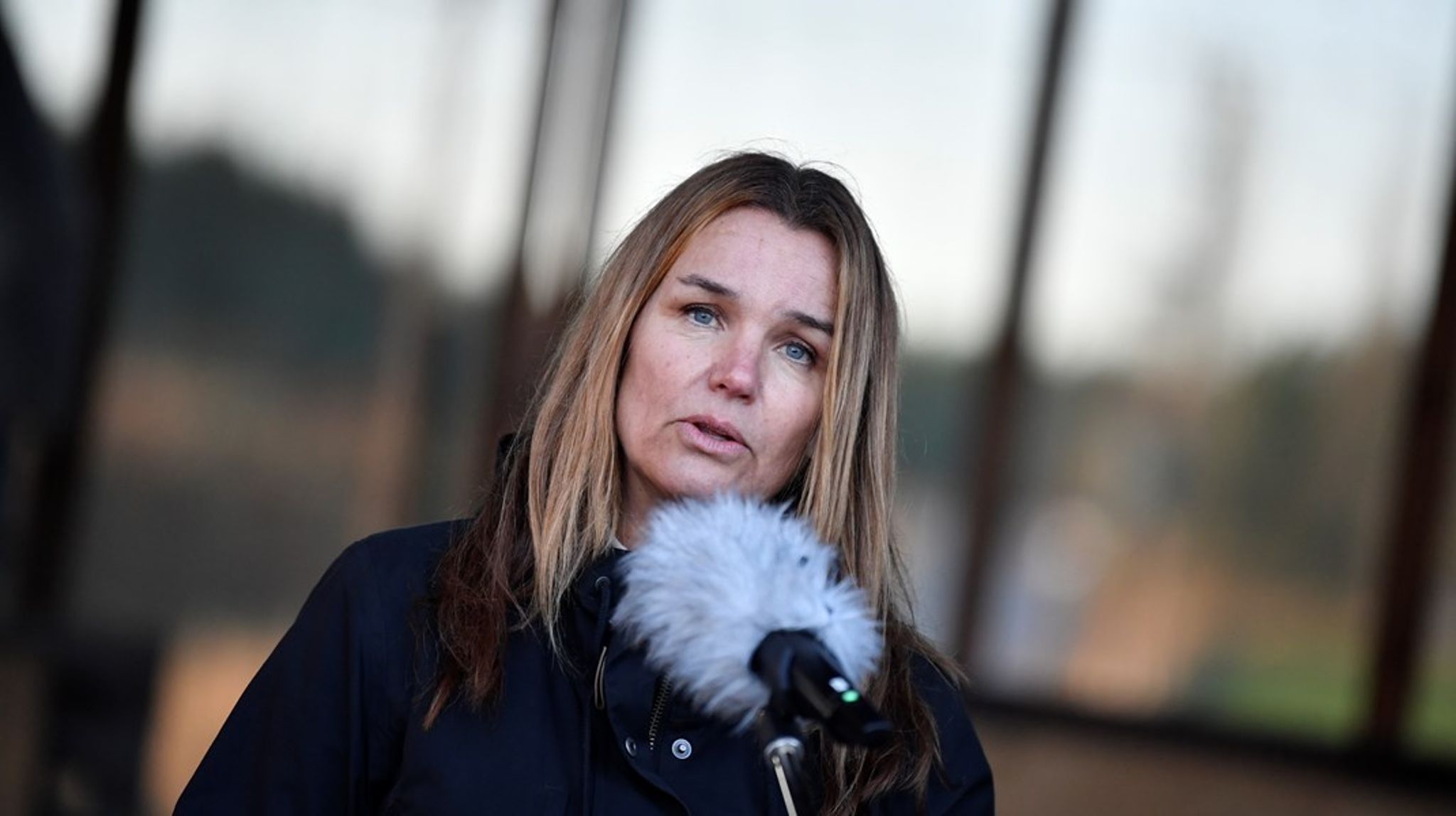 Ansvariga ministern uppger att hon inte tagit del av den internt beställda granskningen av föreslagna strategiska planen innan den antogs. <br>