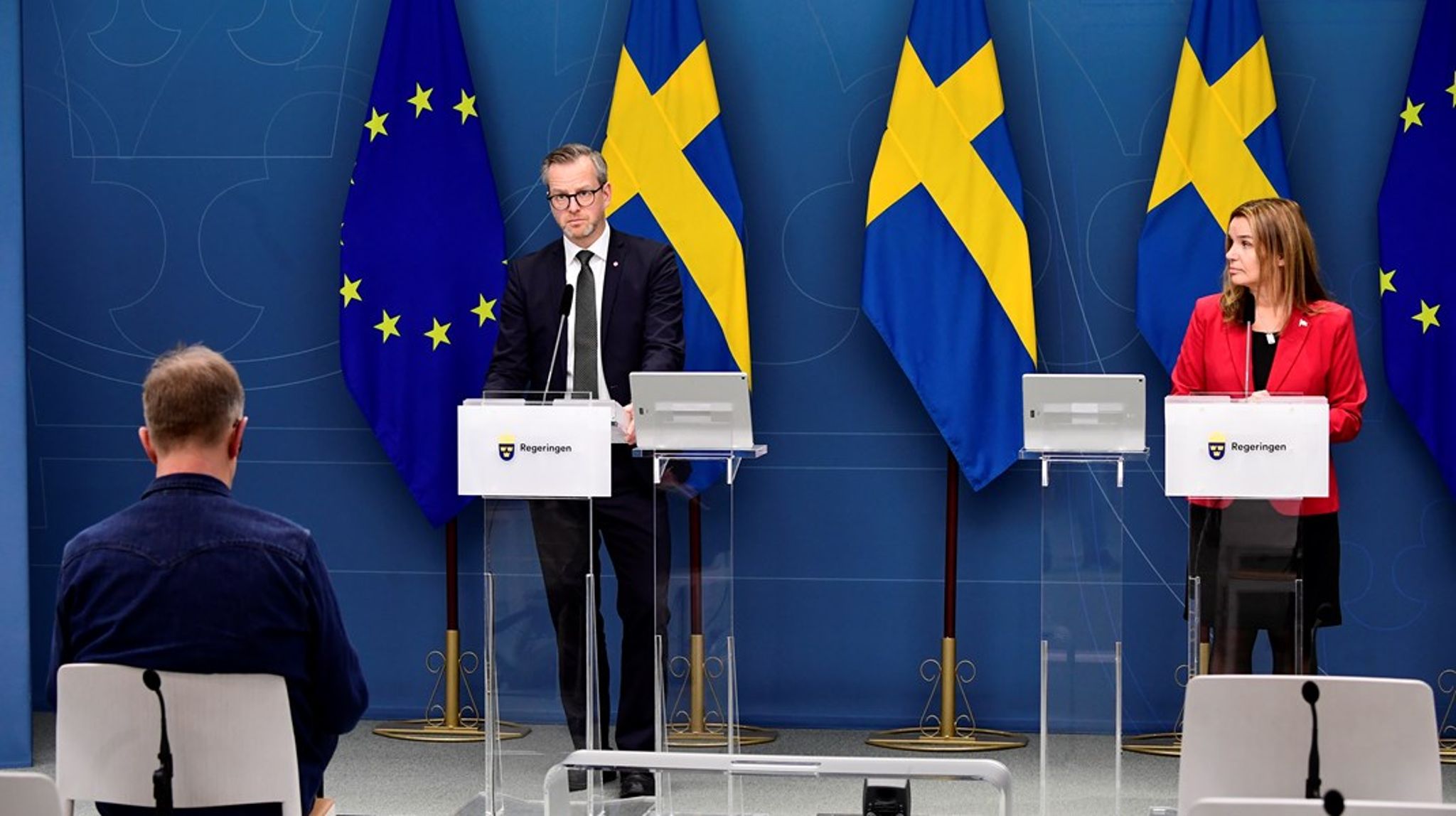 Anna-Caren Sätherberg pekar på att de haft dialog med näringen kring stödbehovet sedan dess att hon klev på som minister. <br>