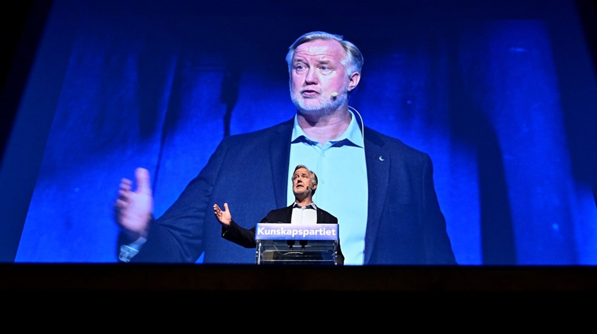 Kanske är det en dansande Johan Pehrson som gör att Liberalerna klarar riksdagsspärren i september 2022. Kanske är det inte det. 
