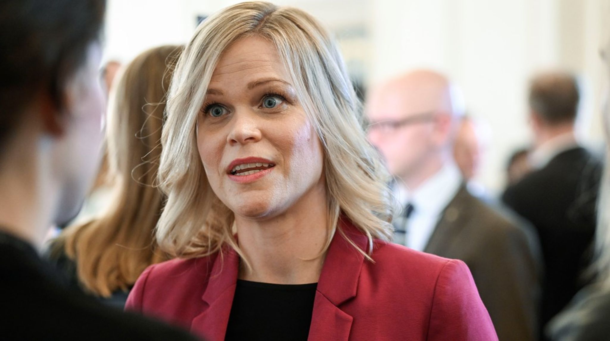 Jämställdhets- och biträdande arbetsmarknadsminister Paulina Brandberg (L) tror inte att prostitution kommer ligga till grund till utvisning.