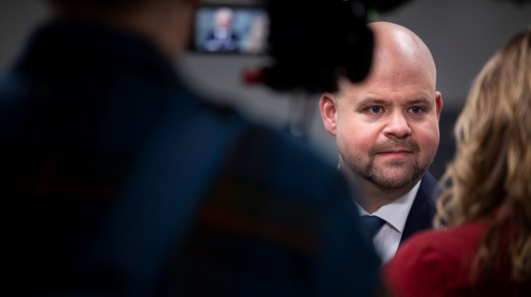Det man ska ha i bakhuvudet är: ”Kan det här vara en potentiell livsmiljö för sjöfågel? Då ska jag skjuta med alternativhagel” menar landsbygdsministern.<br>