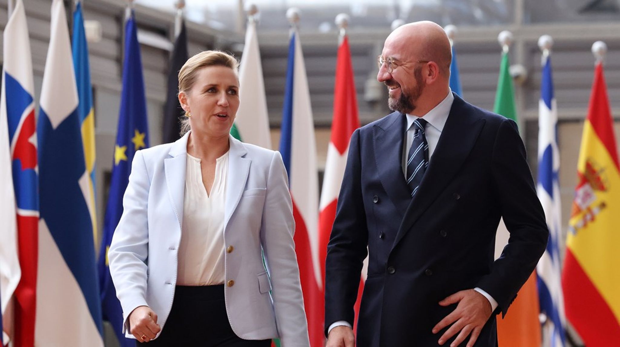 Danmarks statsminister Mette Frederiksen och rådets ordförande Charles Michel bjuder in till ett av veckans grupparbeten mellan EU:s stats- och regeringscheferna om EU:s framtida funktionssätt.&nbsp;