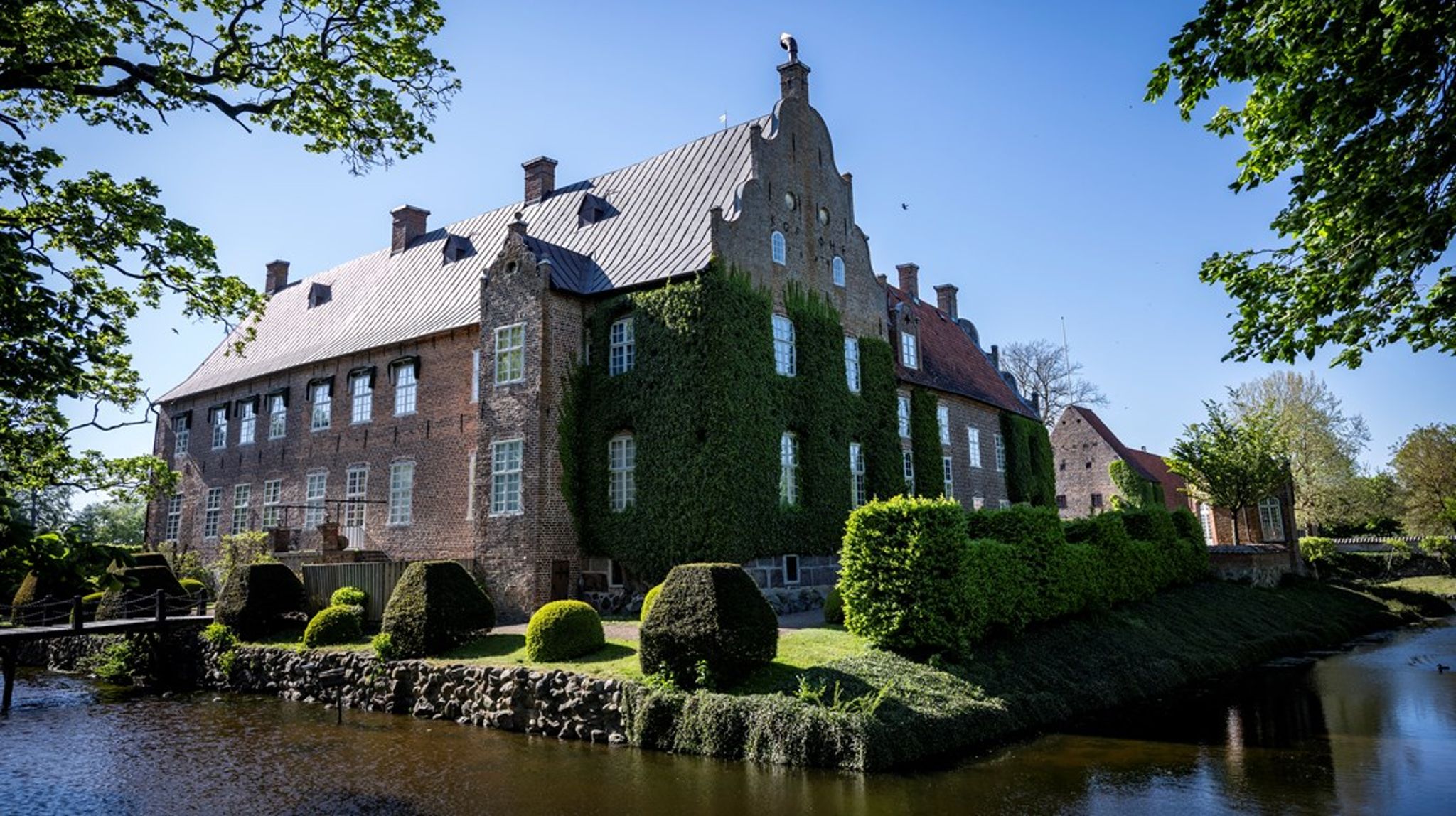 Trolle Ljungby slott är ett av få fidekommiss som fortfarande finns kvar. Nämnden som beslutar om förlängning, Fideikommissnämnden, föreslås bli en del av Kammarkollegiet. 