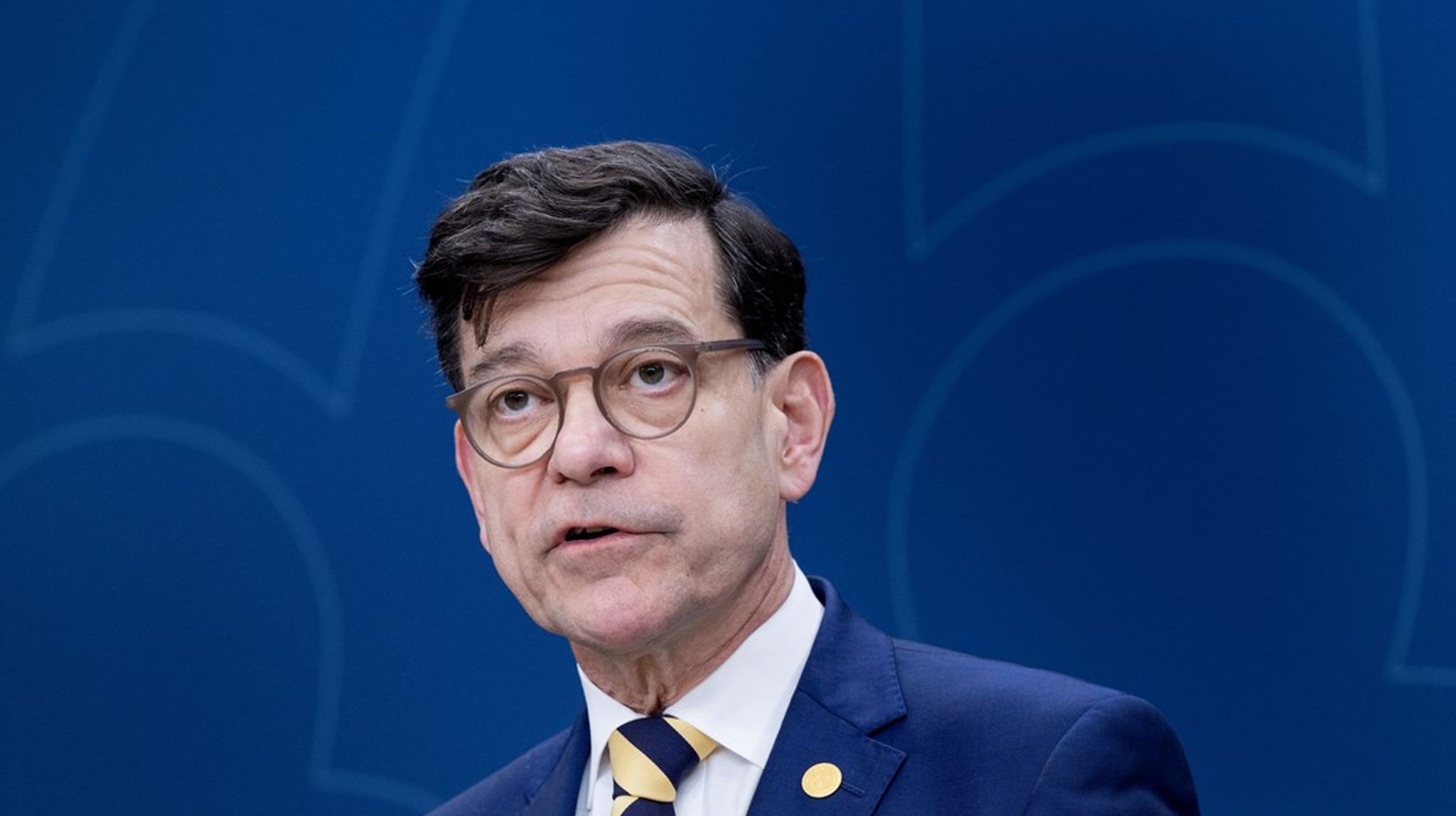En förundersökning har inletts efter att Henrik Landerholm glömt kvar handlingar på en kursgård.