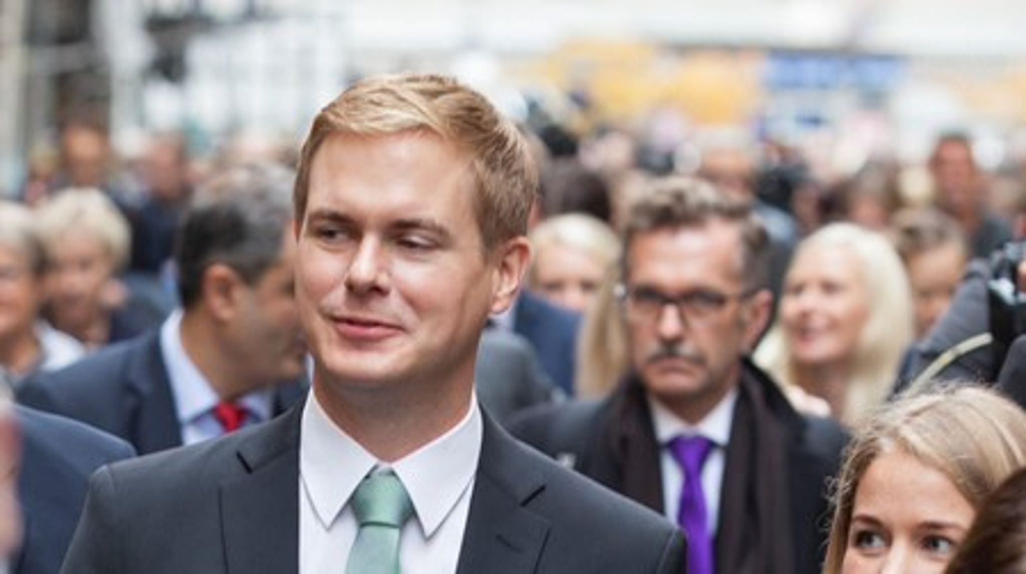 Utbildningsminister Gustav Fridolin (MP) är enig med Alliansen om behovet att ändra regler för tilläggsbidrag till skolor med elever med särskilda behov.&nbsp;