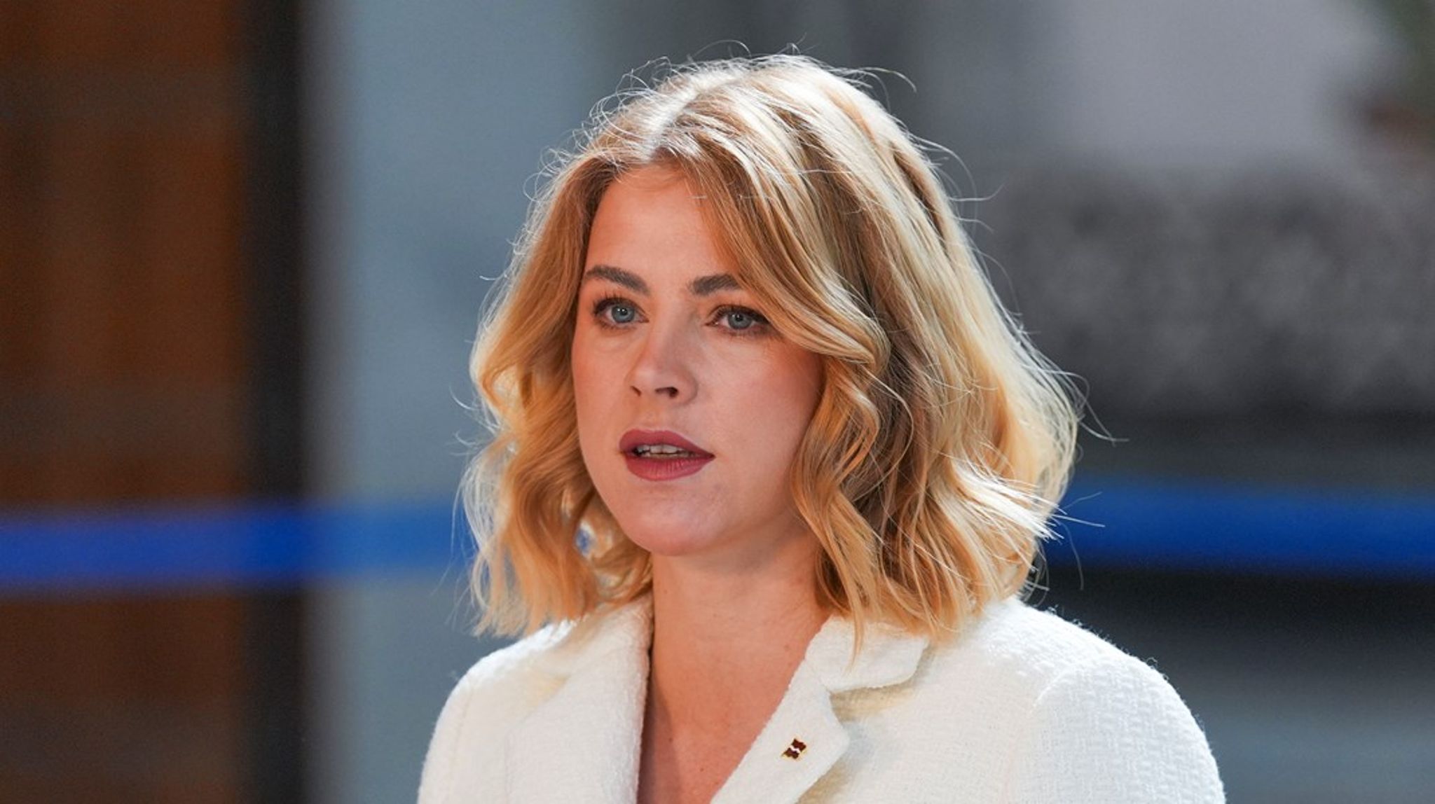 En tredjedel av alla kvinnor i Europa har utsatts för
fysiskt eller sexuellt våld. Lettlands statsminister Evika Silina kallar det ondskefullt
att en majoritet i parlamentet
nu är för att dra landet ur Istanbulkonventionen, som just ska skydda kvinnor
från våld.