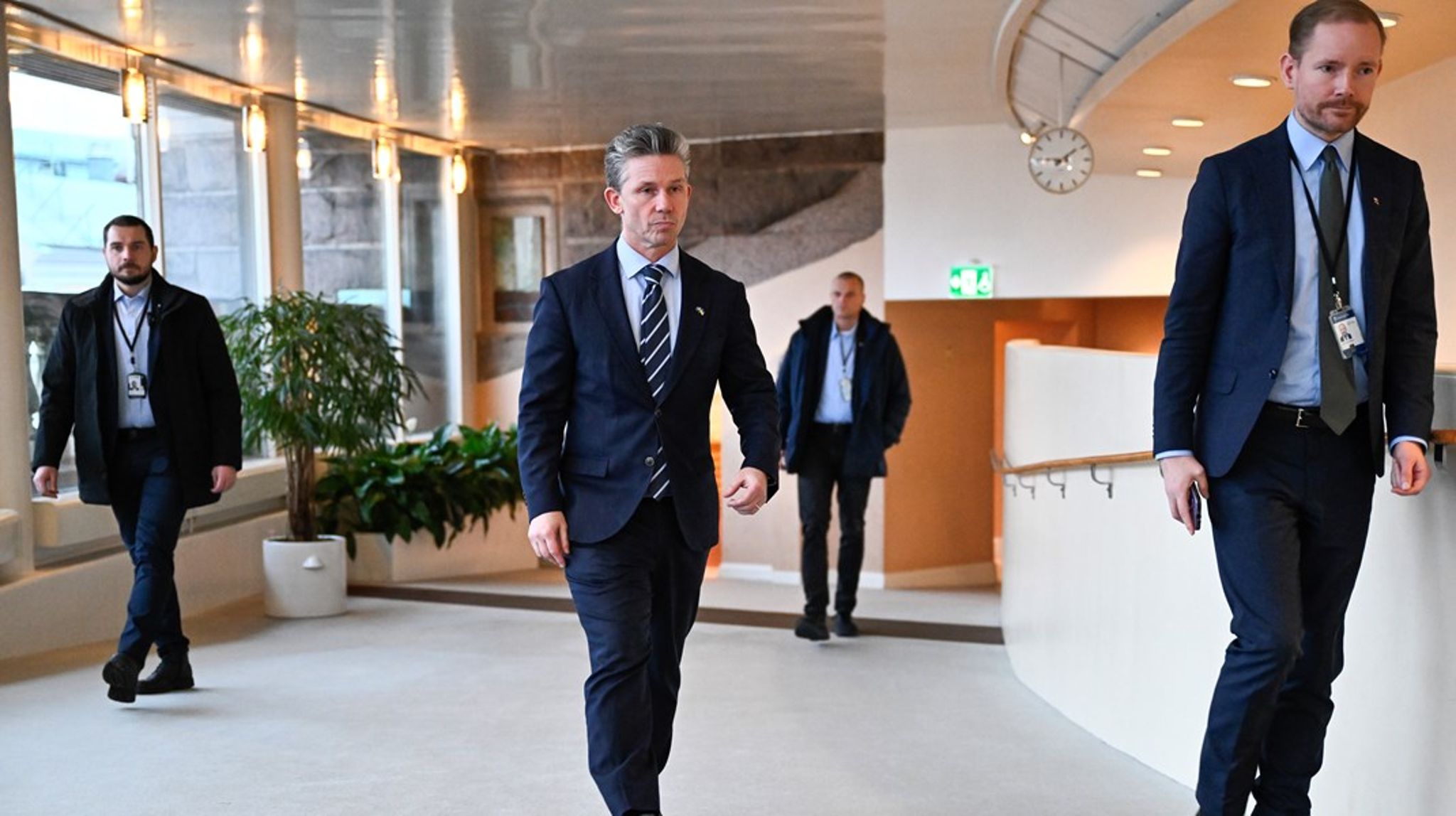 Försvarsminister Pål Jonson (M) vill bland annat att försvarsberedningen ska&nbsp;lämna förlag på hur hinder för försvarets tillväxt kan undanröjas.&nbsp;