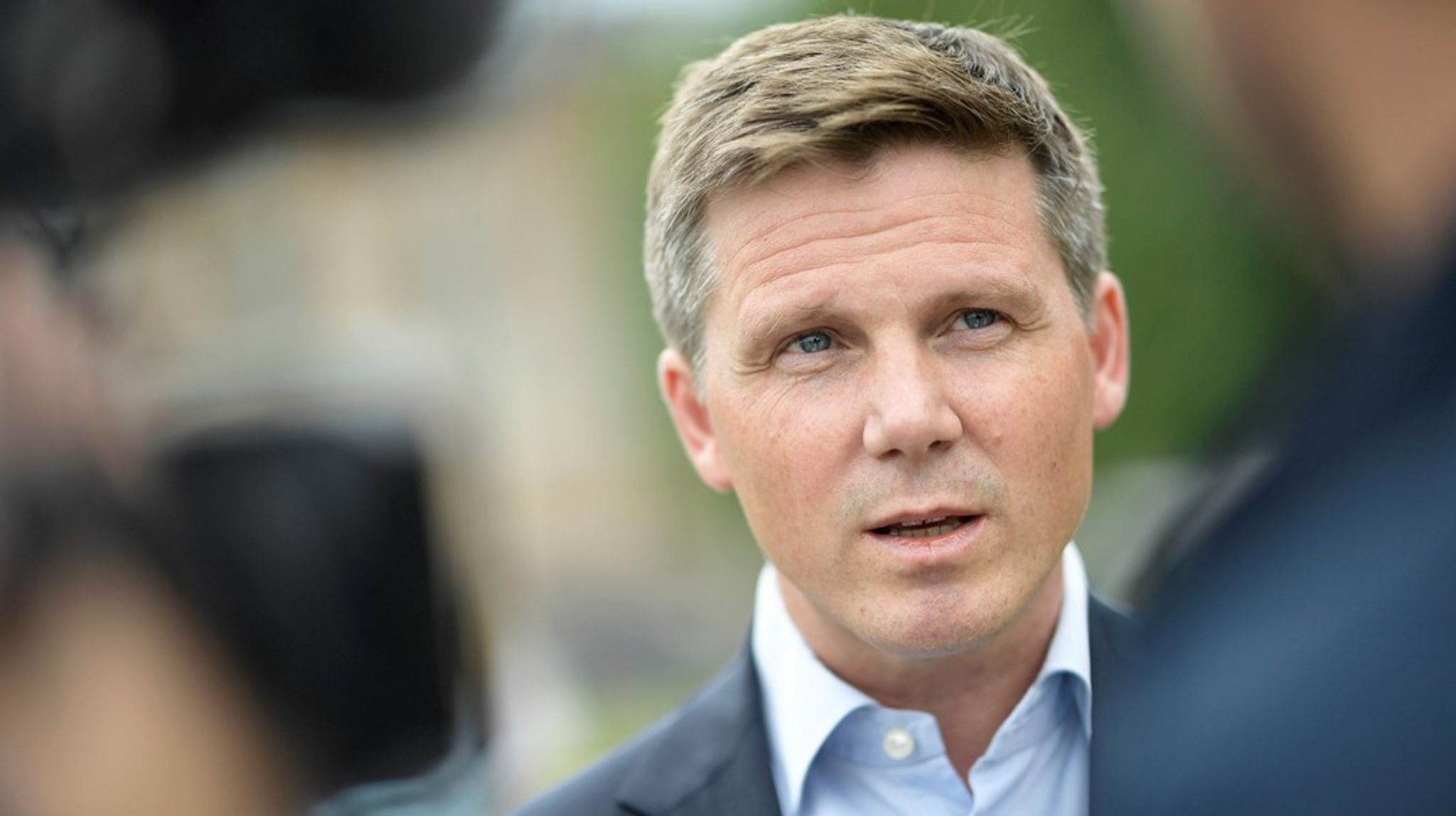 Sedan 2024 har den tidigare liberala ministern och partiledarkandidaten Erik Ullenhag varit generalkonsul i New York.