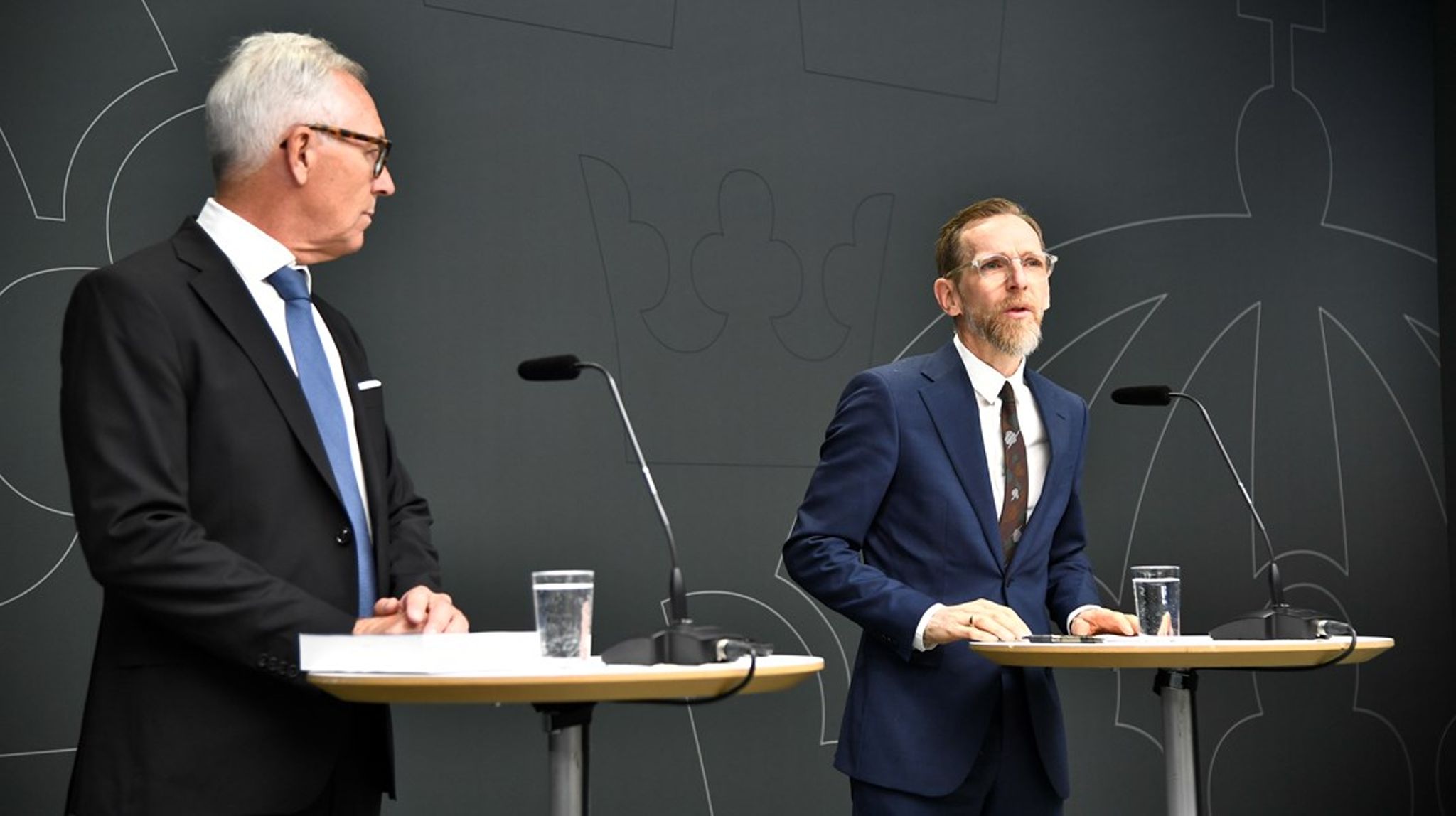 Utredare Jan Albert och&nbsp; socialminister Jakob Forssmed (KD) är båda positiva till att informationsplikten vid hiv kan tas bort.&nbsp;