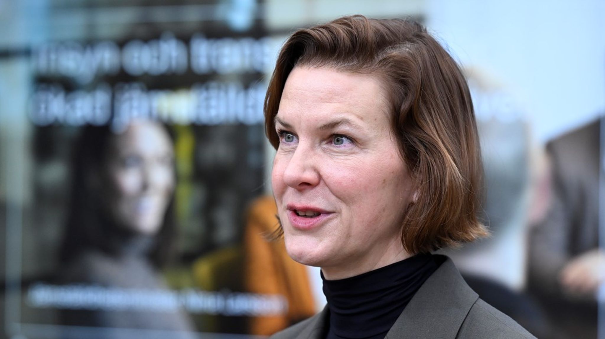 ”Min syn på ett parti är att det måste hänga med sin samtid”, säger Nina Larsson om Liberalernas kursändring om samarbetet med Sverigedemokraterna.