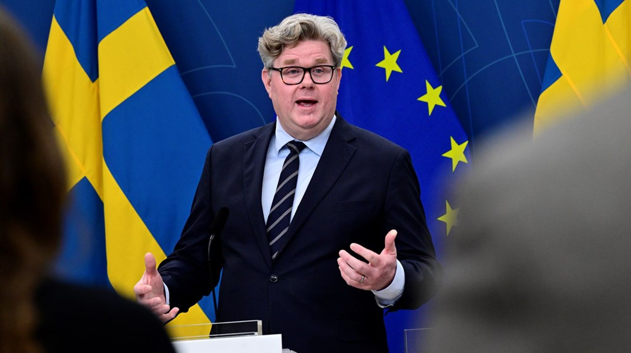 Justitieminister Gunnar Strömmer vill att riksdagen beslutar om straffreformen före valet.