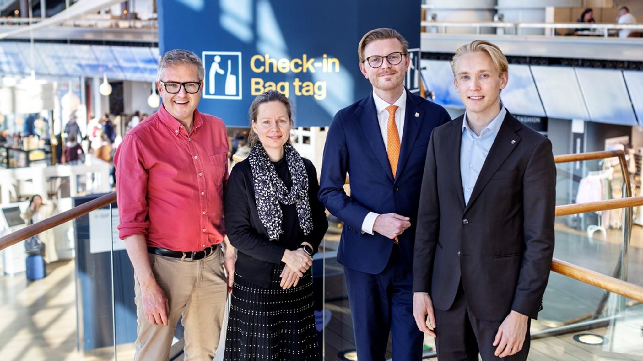 Från vänster: Mathias Bohman, Matilda Hübinette, Johan Skog, Mattias Askerson.