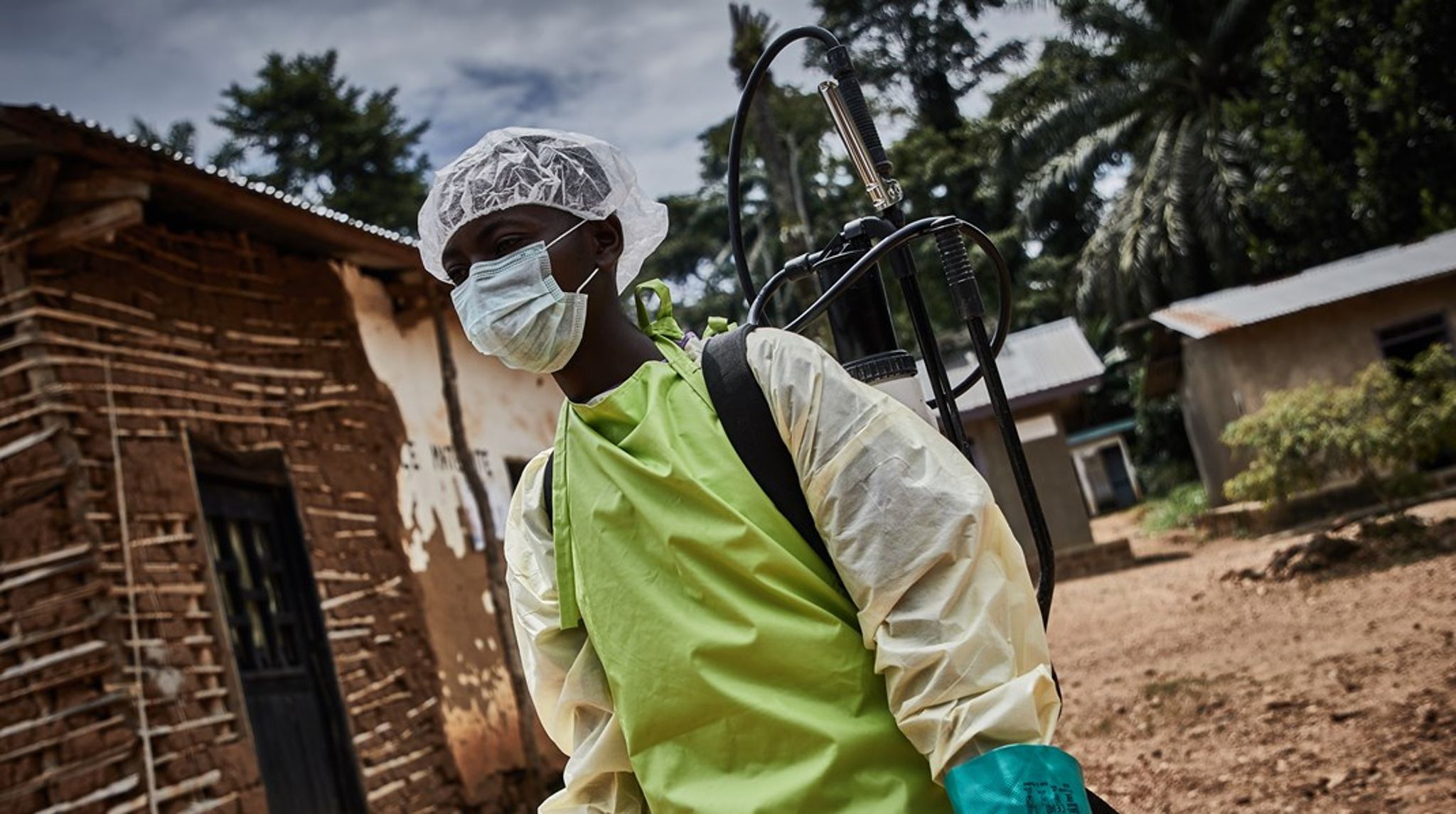 Världshälsoorganisationen (WHO) har uttryckt oro över ”omfattningen
och hastigheten” av ebolautbrotten i Demokratiska republiken Kongo och
förklarat ökningen av högsmittsam blödarfeber som en internationell
hälsokris.