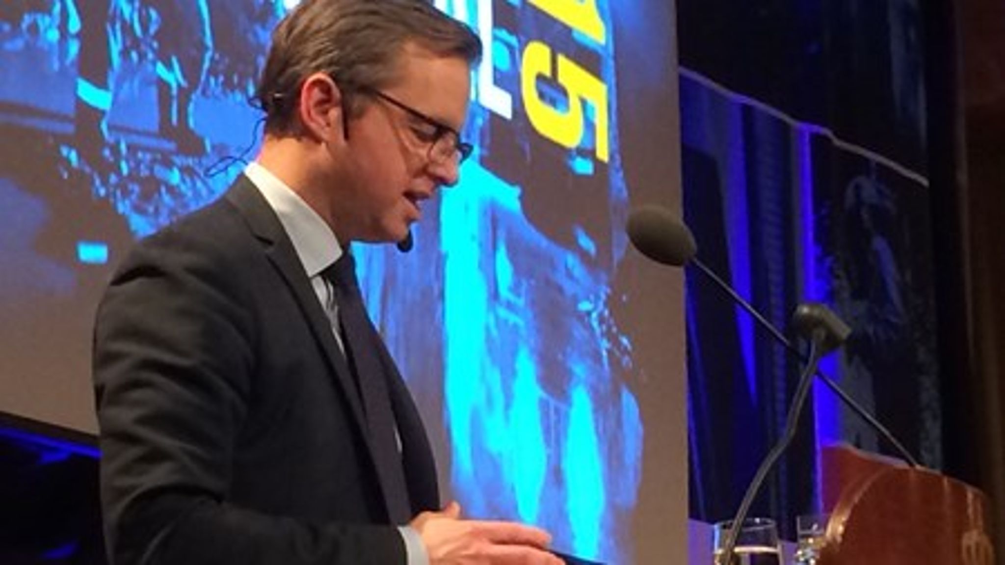 Näringsminister Mikael Damberg talar inför gruvbranschen.