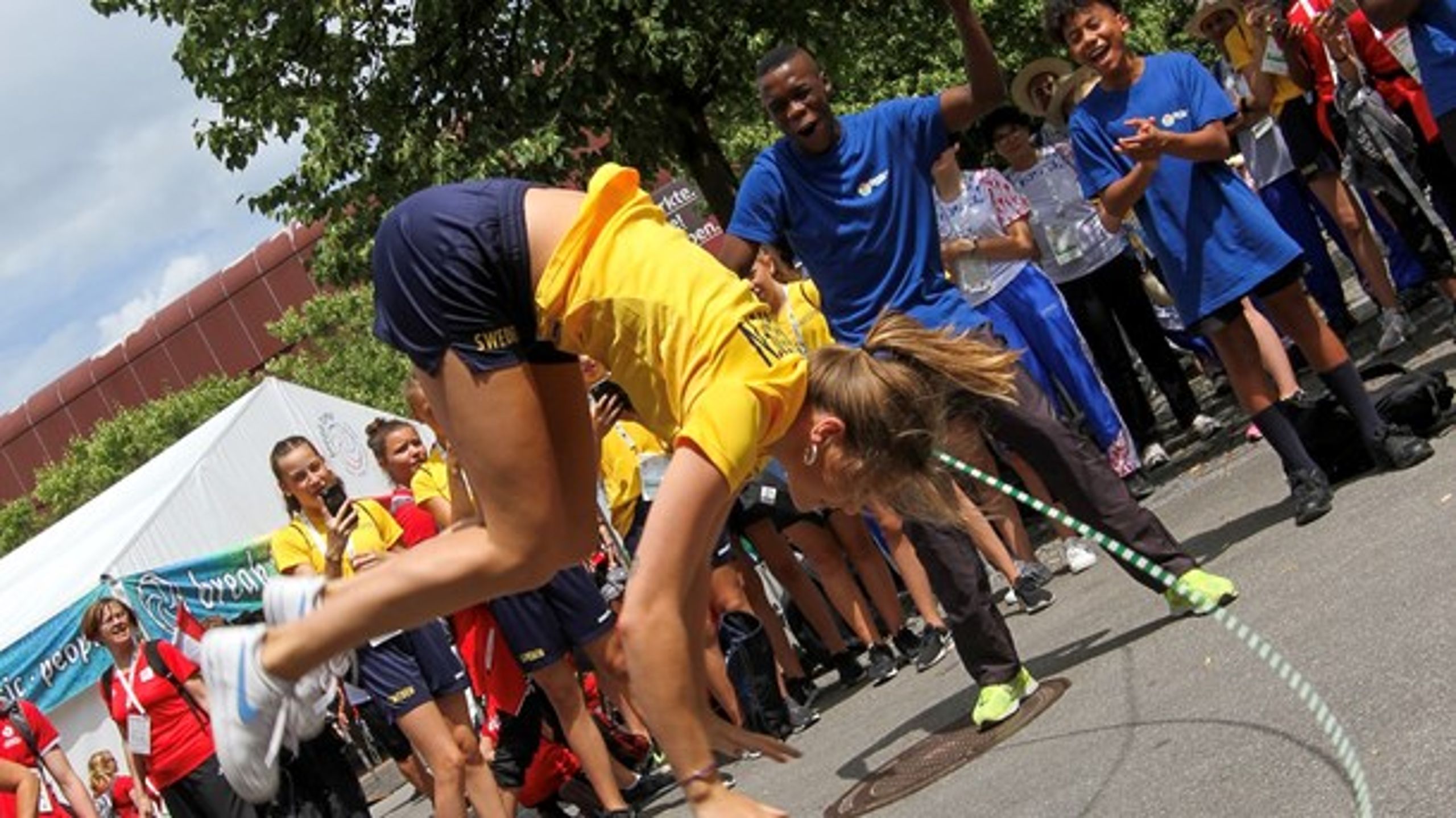 "I takt med att den psykiska ohälsan ökar hos unga behöver vi knappast mer kroppsfixering, utan snarare bättre kroppskännedom och glädje över att ha en kropp som fungerar".