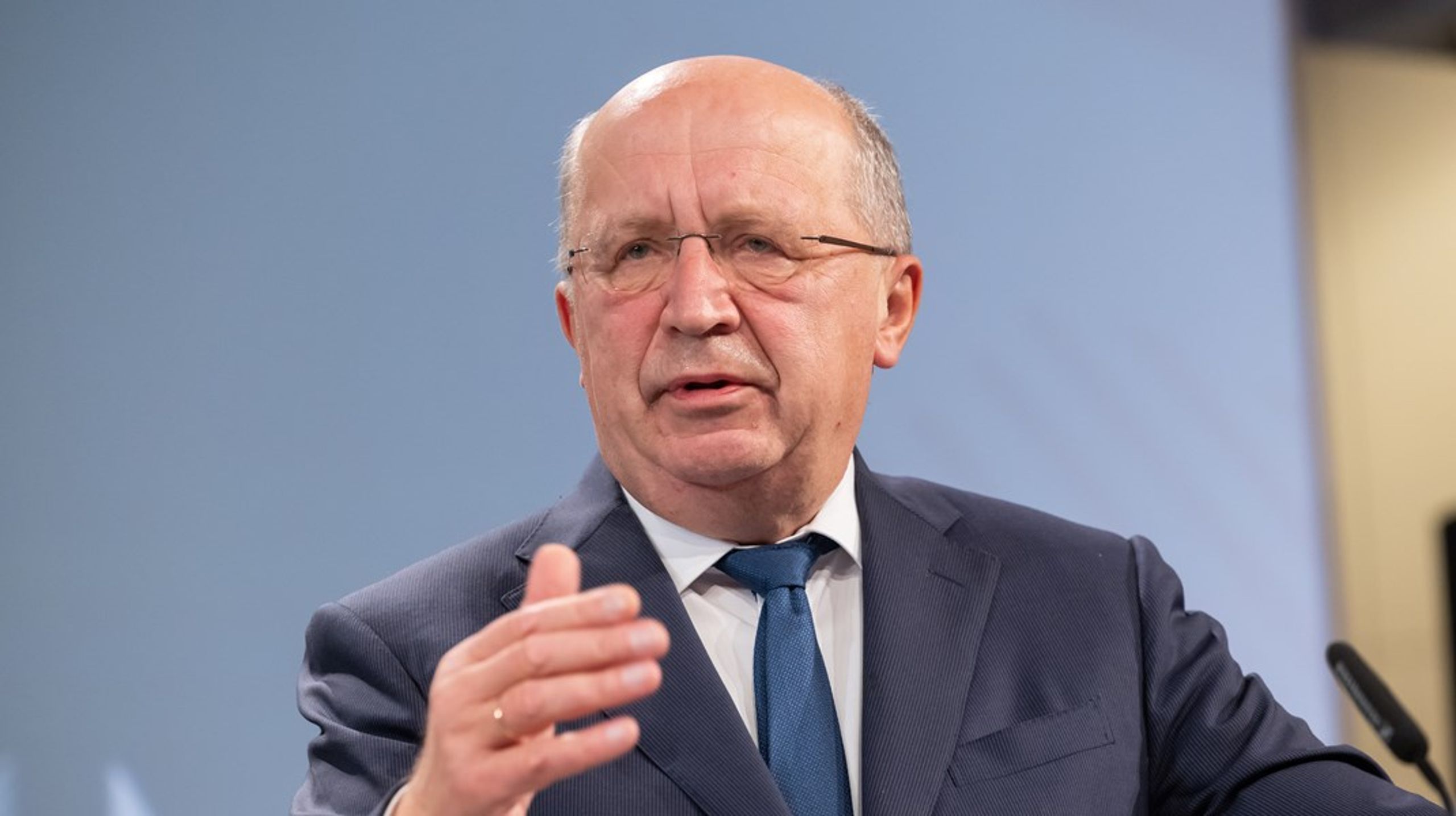 EU:s
försvarskommissionär Andrius Kubilius.&nbsp;&nbsp;