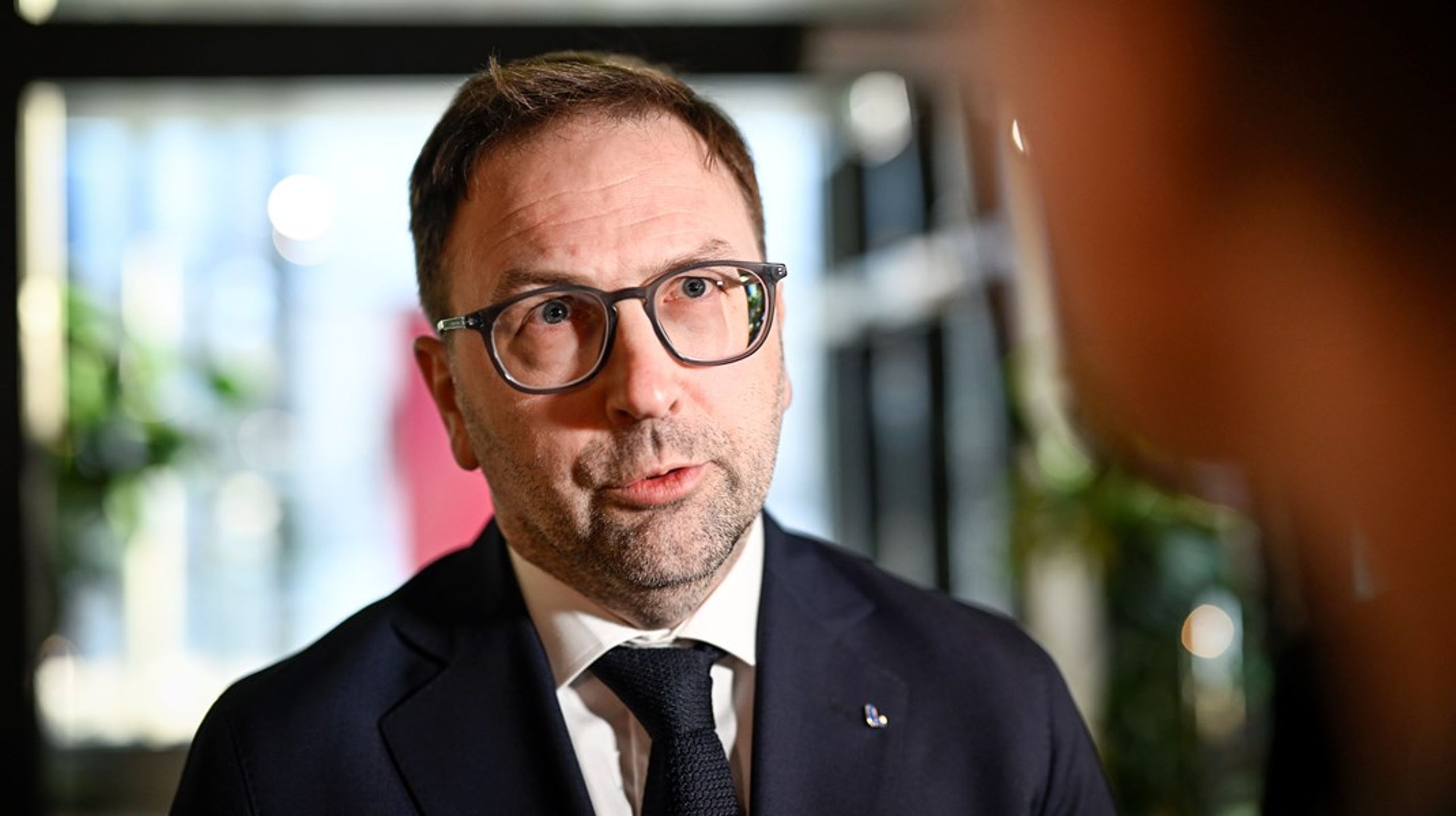 ”Den här kritiken mot vinster i skolan är större än vad vi tror, den går allt djupare in i borgerliga läger”, säger Fredrik Malm (L).&nbsp;