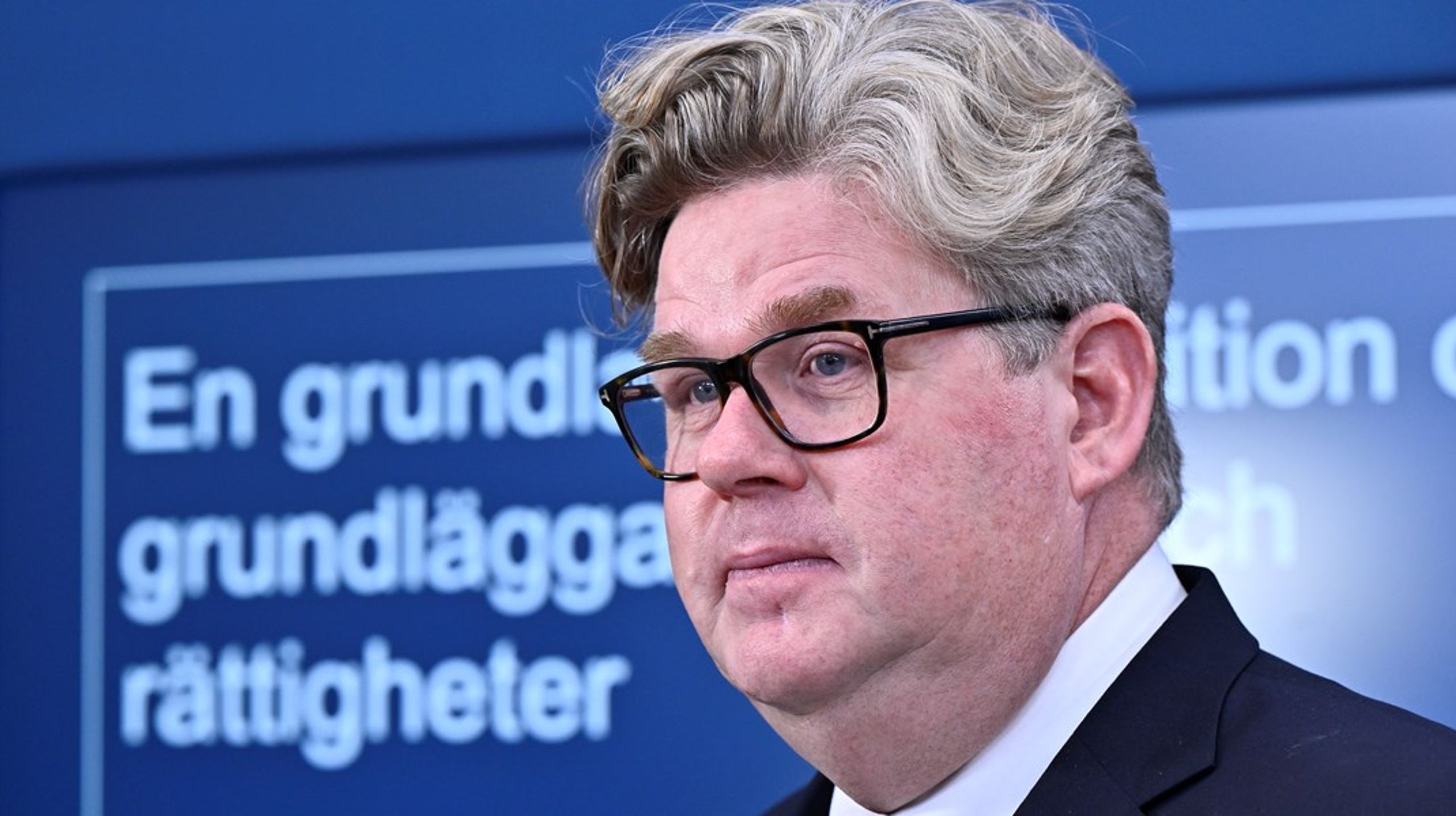 Justitieminister Gunnar Strömmer (M) under pressträffen där de nya grundlagspropositionerna presenterades.&nbsp;
