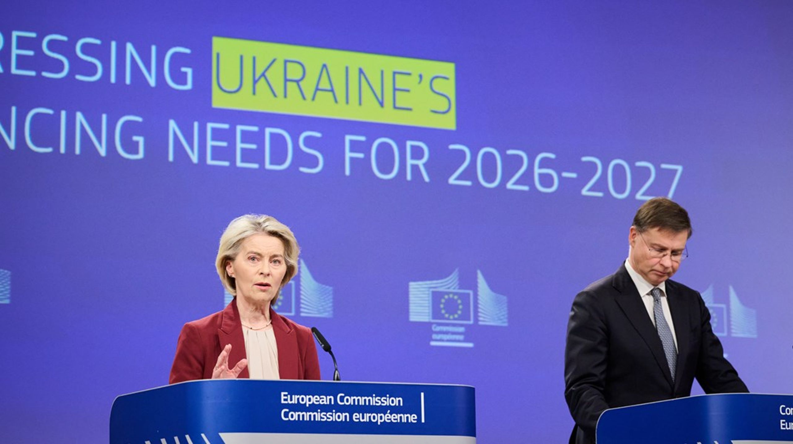 "Vi måste ge ukrainarna den starkast möjliga
förhandlingspositionen", sade Ursula von der Leyen när hon presenterade
förslaget om miljardlånen i onsdags.