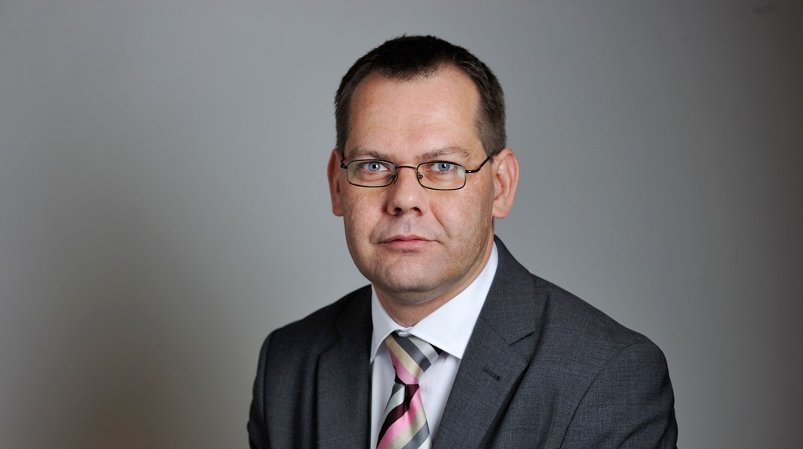 ”Situationen kräver att Sverige&nbsp;måste stärka totalförsvaret och då inte minst utvecklingen av det civila&nbsp;försvaret där mycket arbete återstår”, säger Ulf Holm (MP).