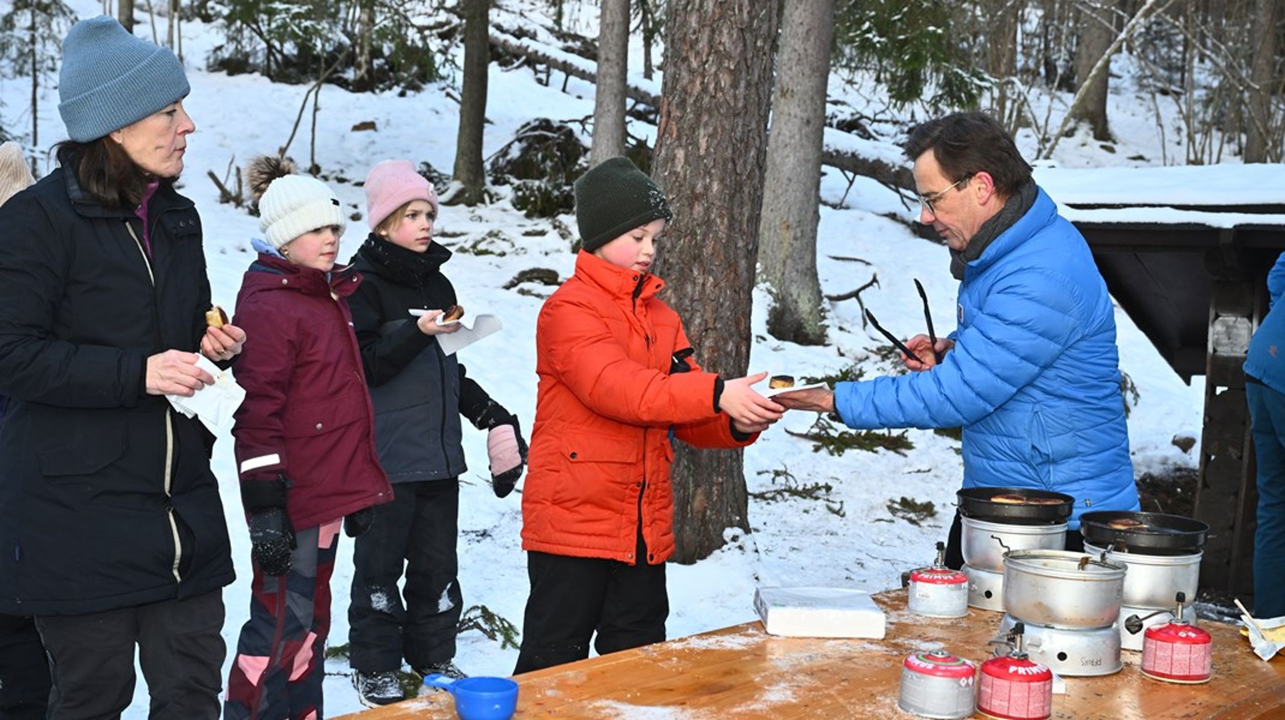 Moderaternas partiledare Ulf Kristersson har tillsammans med partisekreterare Karin Enström presenterat ett friluftspolitiskt program när de besökte Friluftsfrämjandet i Botkyrka.&nbsp;