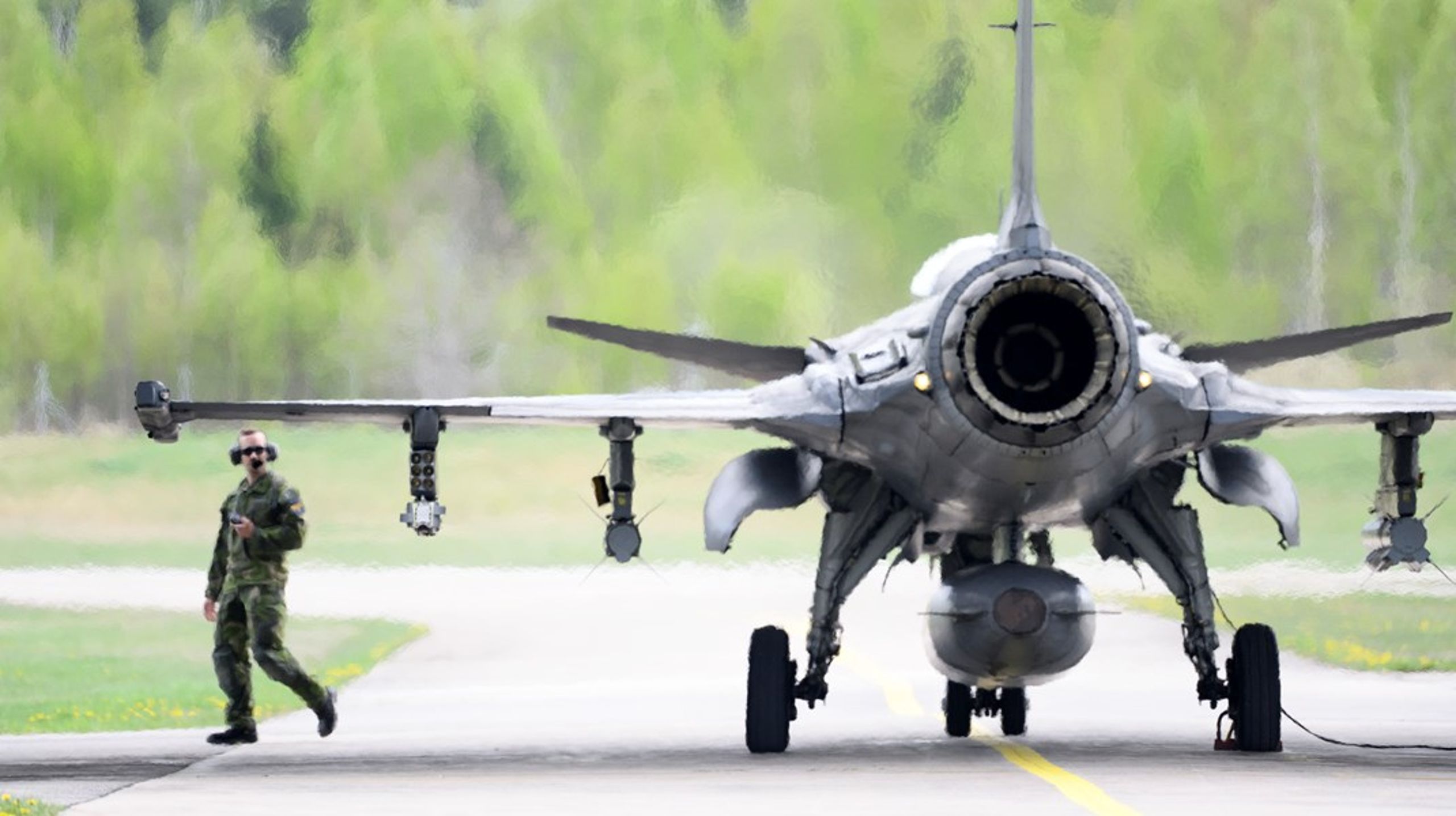 ”Syftet med förslaget är att vinna tid”, konstaterar Björn Myrberg, ekonomidirektör vid Försvarets materielverk (FMV).&nbsp;