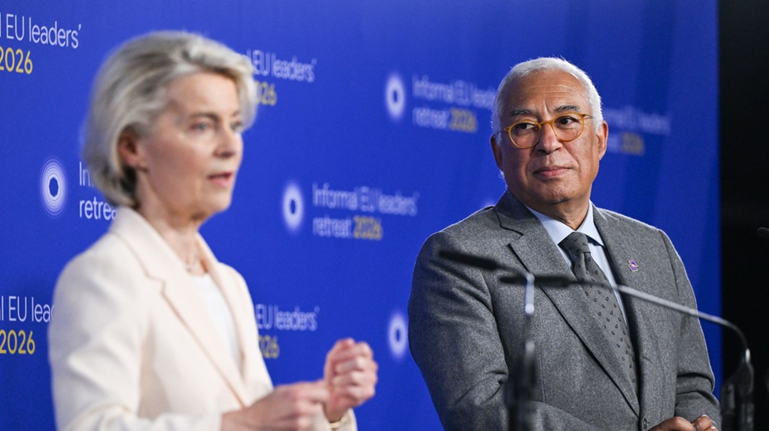 Både kommissionsordförande Ursula von der Leyen och
rådsordförande António Costa har hittills försvarat utsläppshandelssystemet.
Men flera regeringar har vänt sig mot det som beskrivs som hörnstenen i EU:s
klimatpolitik.