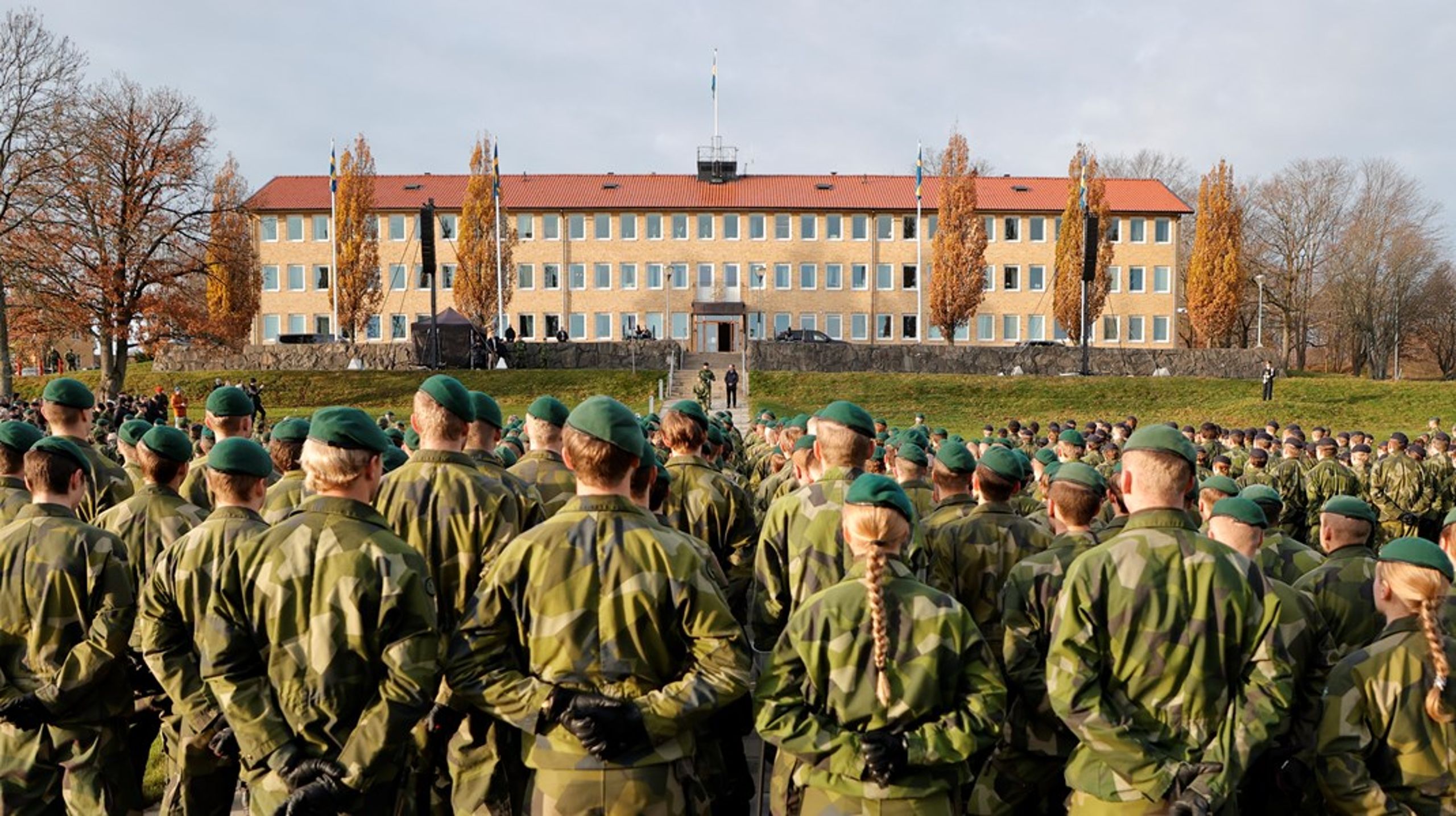 Försvarsmaktens hyresökningar beror till stor del på att man tagit mer lokaler och fler objekt i anspråk. Men också på ökade kapitalkostnader som är en effekt av Fortifikationsverkets finansiering och hyresmodell.&nbsp;