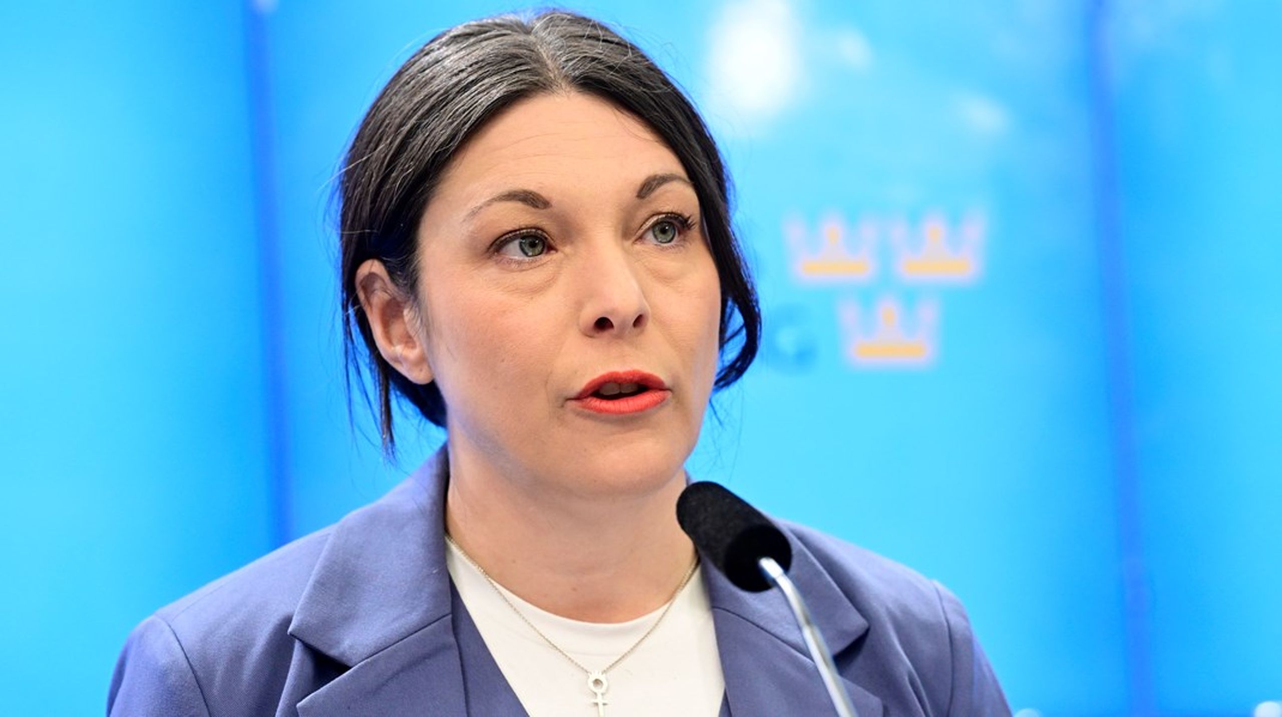 Teresa Carvalho (S) säger att S inte vill gå lika långt som Tidöpartierna när det gäller straffbarhetsåldern.