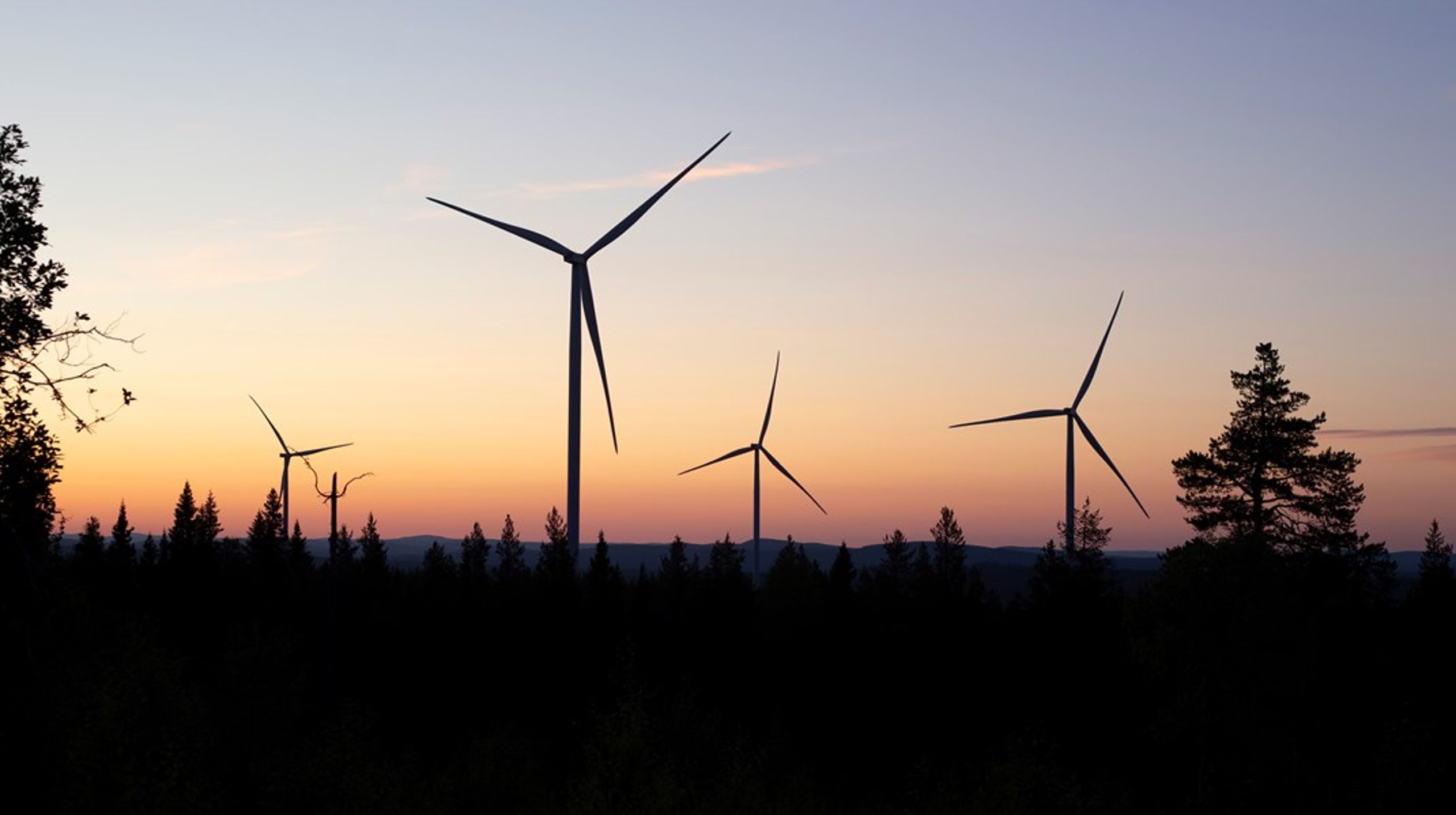 Så länge beslut inte omfattar hela ansökan – och kommunala veton kan stoppa projekt utan motivering – riskerar Sverige att fördröja både investeringar och omställning, skriver debattören.&nbsp;