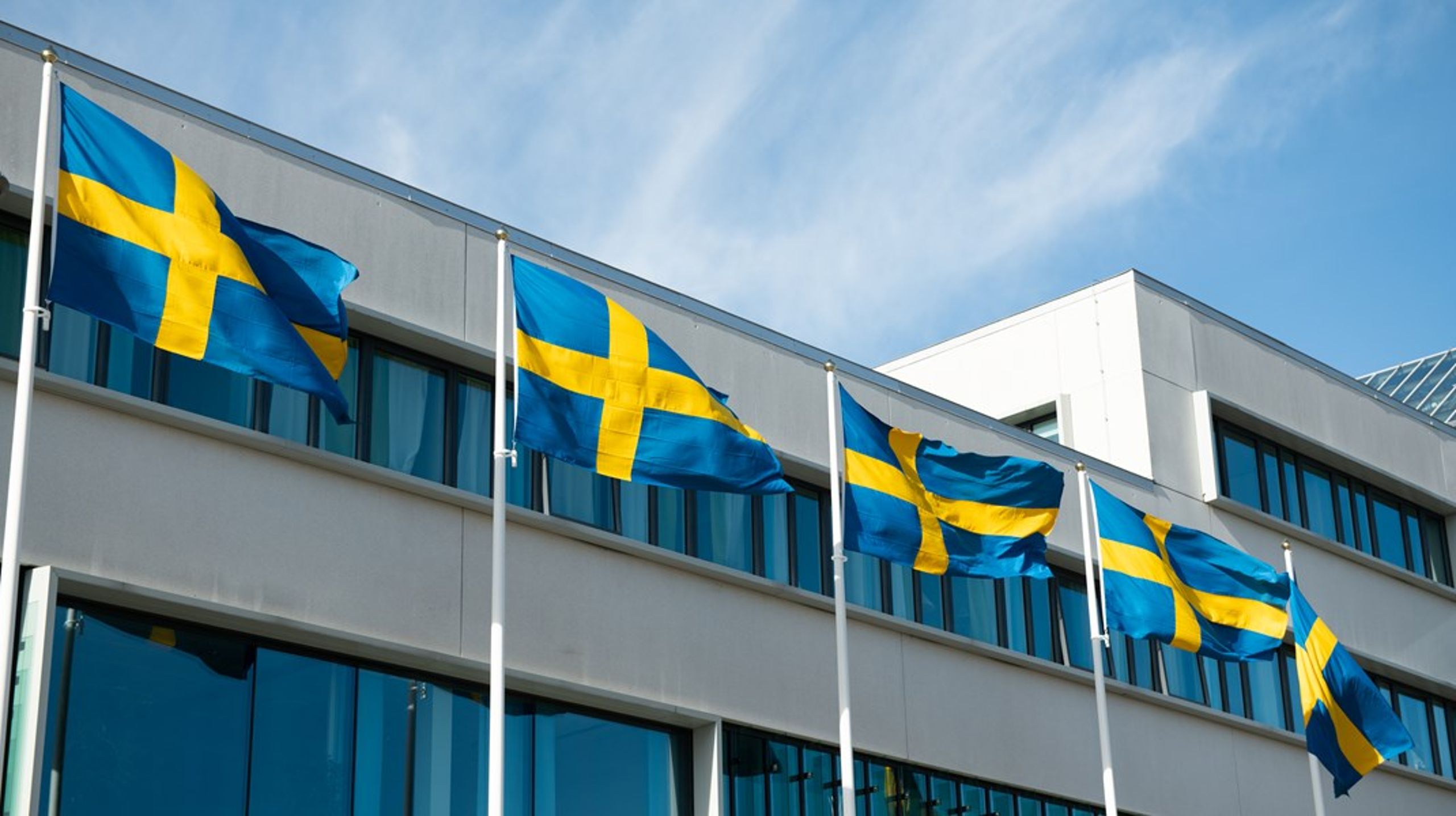Den sista terminen läses på Försvarshögskolan.