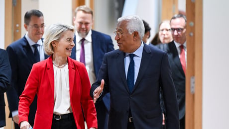 Veckan i EU: Pengadiskussion, toppmöte i Afrika och ny regelutrensning