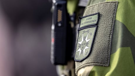 Uppdraget: Lös dragkampen om personal i krig