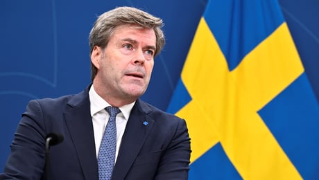 KD-topp snuvad på riksdagen – Busch tar platsen
