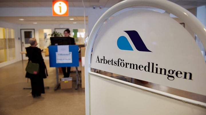 Låt inte politiken gynna storbolagen framför civilsamhället