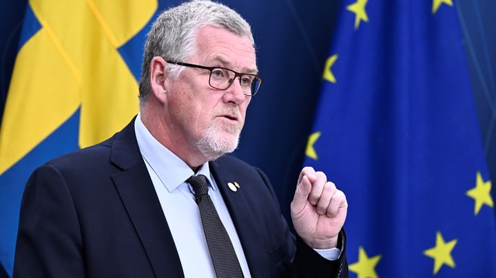 SD: Nu återställer vi svensk infrastruktur
