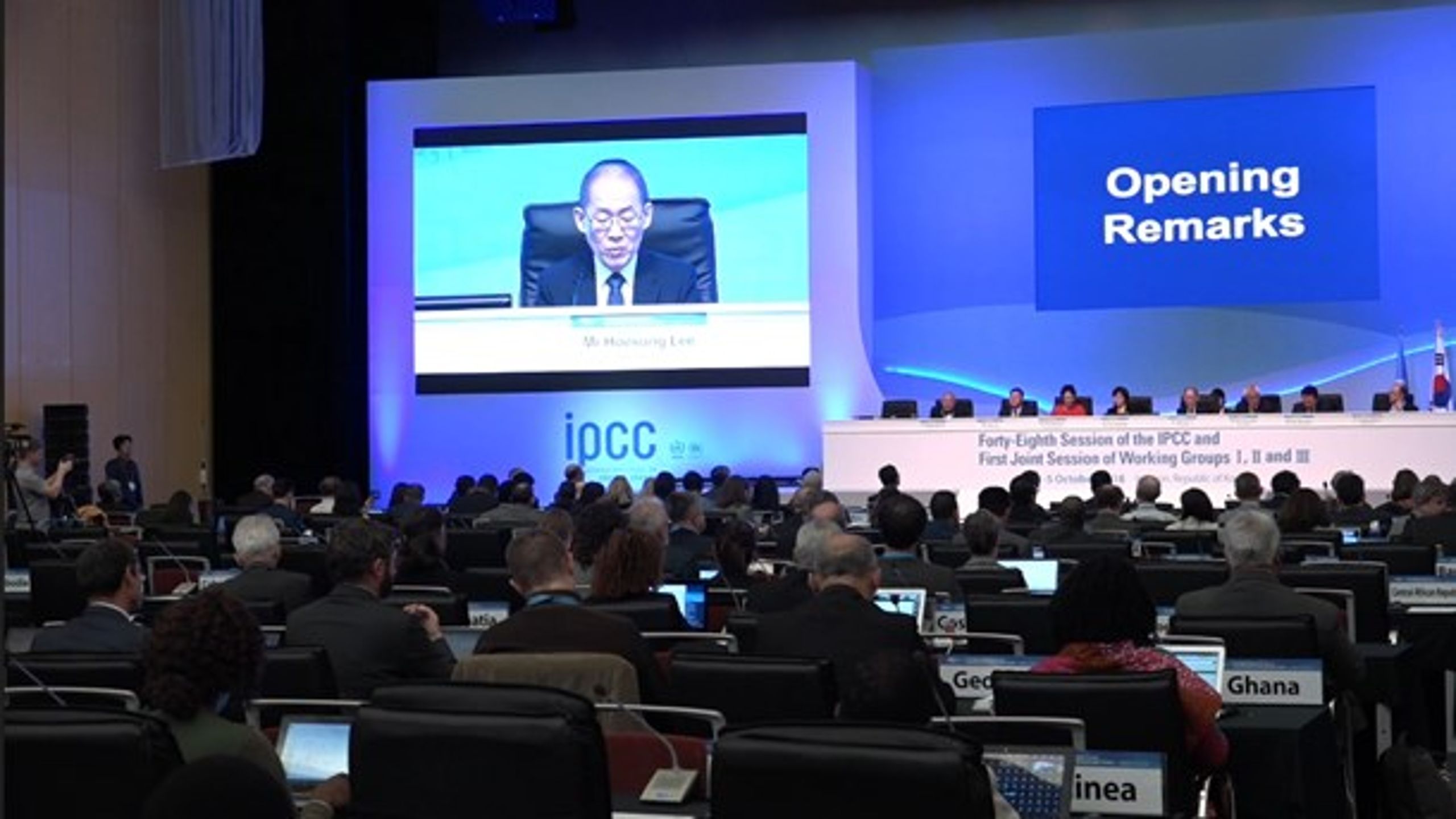 Hoesung Lee,
ordförande för IPCC, beskrev träffen i Sydkorea som "ett av de viktigaste mötena i IPCC:s historia"