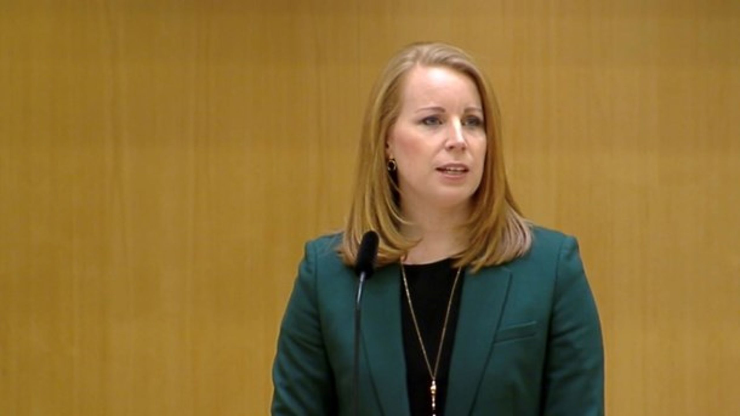 Partiledare Annie Lööf (C) fortsätter att rösta ner statsministerkandidater.