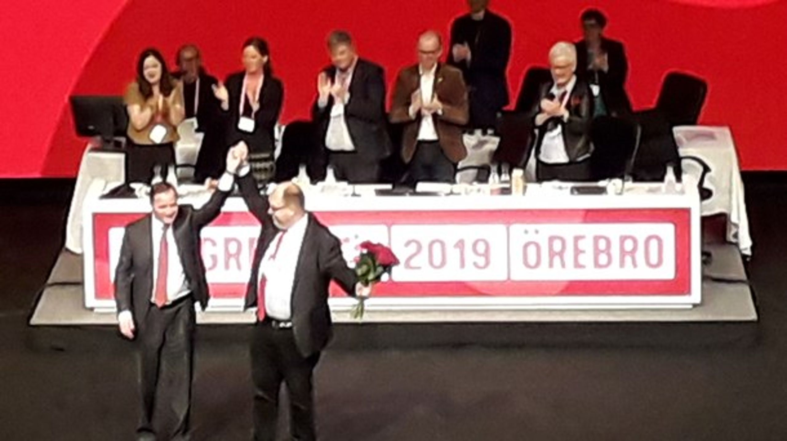 Stefan Löfven och Karl-Petter Thorwaldsson efter den sistnämndes tal vid kongressen.