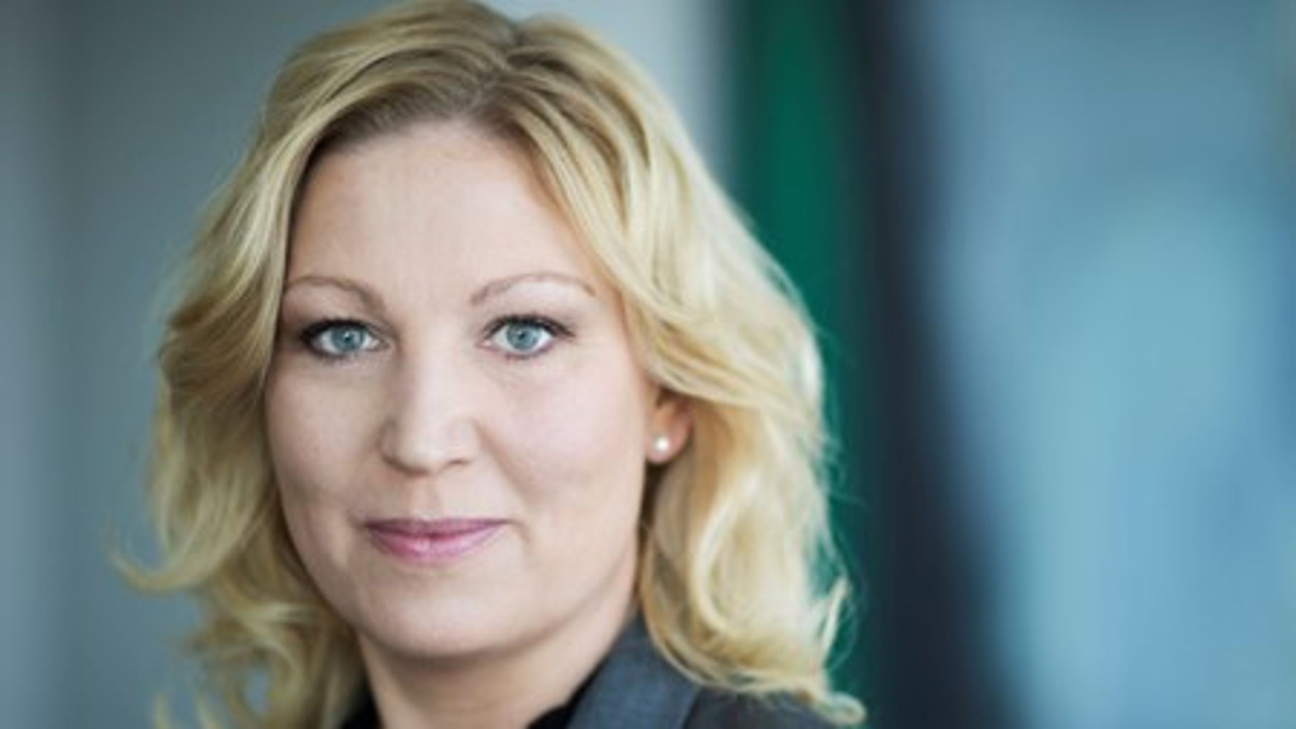 Johanna Jaara Åstrand har inte fått några besked om den tröga byråkratin för lärarlegitimationer