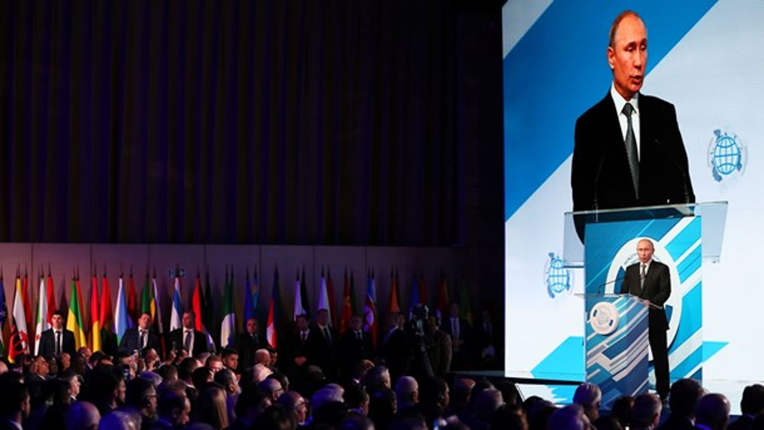 Ryska presidenten Vladimir Putin höll ett tal igår i Moskva&nbsp;på en konferens om utvecklingen av parlamentarism.