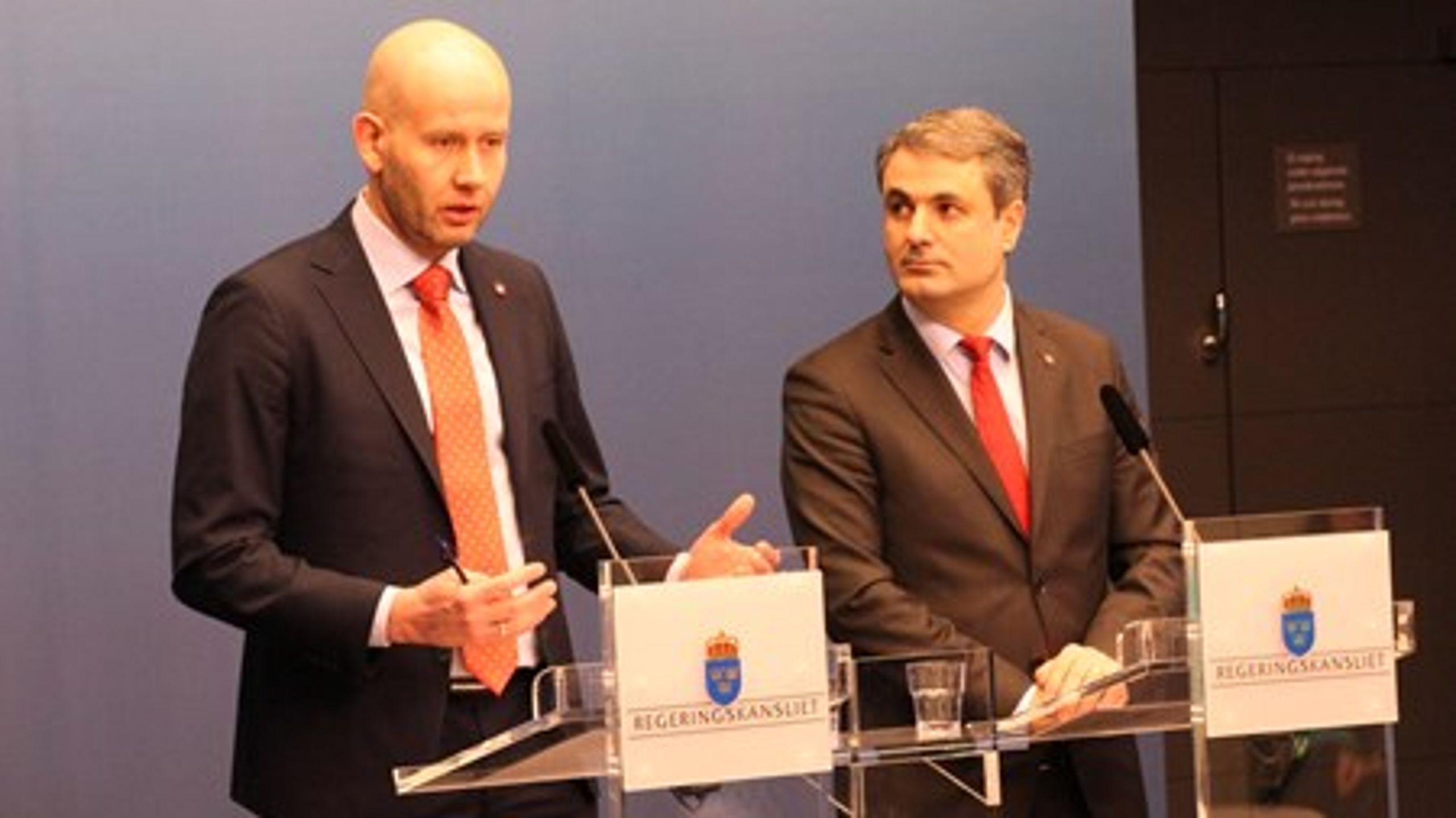 Norges olje- och energiminister Tord Lien tillsammans med energiminister Ibrahim Baylan när ändringarna i&nbsp;avtalet mellan Norge och Sverige presenterades.