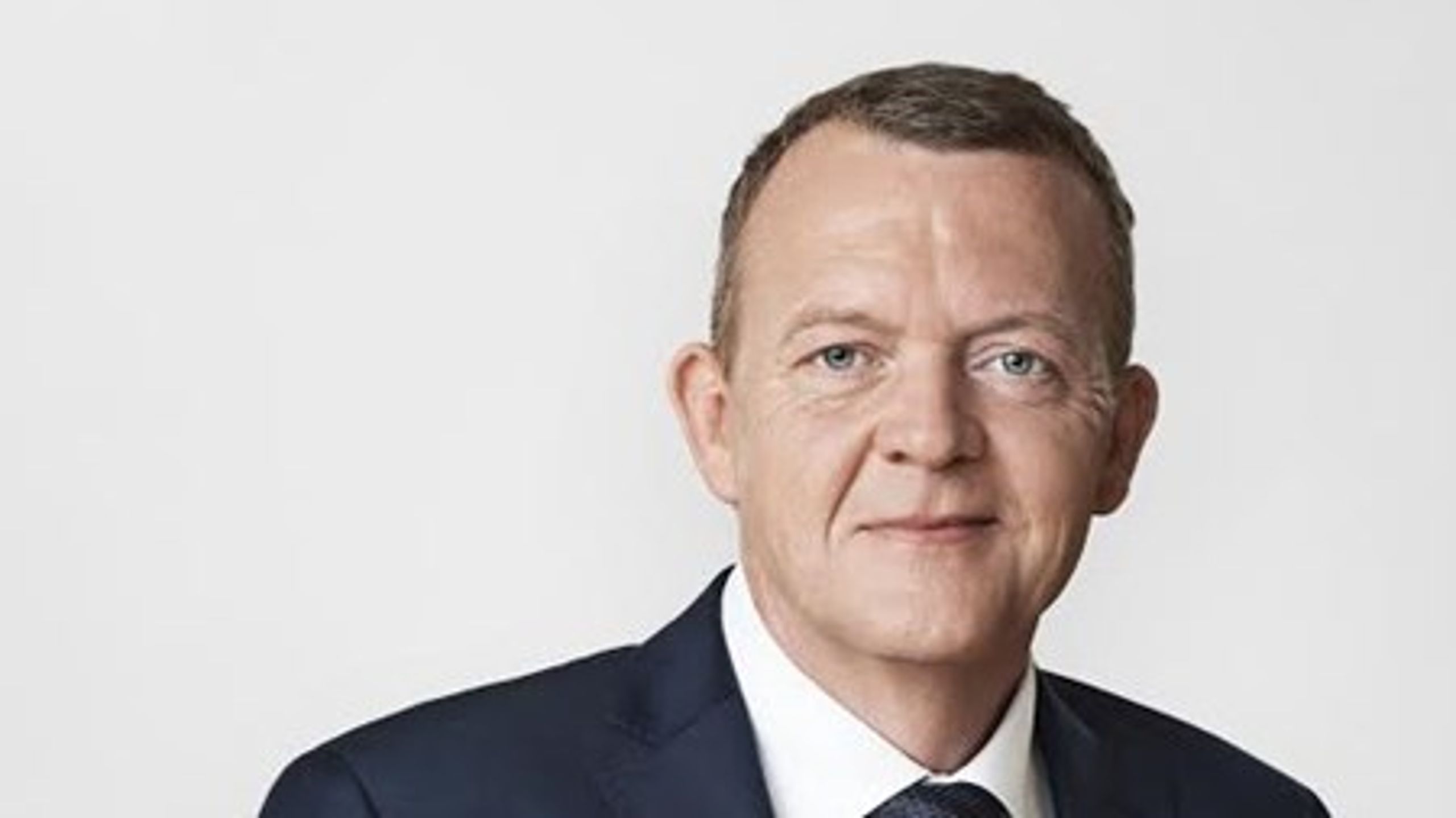 Ensam är stark. Venstres partiledare Lars Løkke Rasmussen har gett upp försöken att få med något annat parti i regeringen.