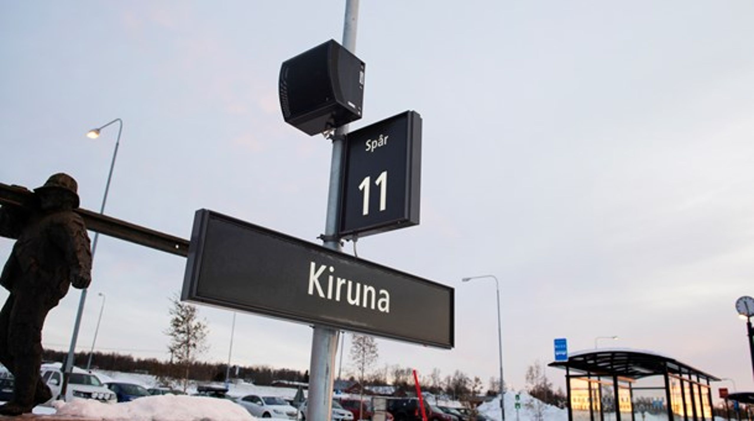 Kiruna är en av stationerna på nattågssträckan Stockholm-Narvik. Trafikverket hoppas regeringen ger grönt ljus i höstbudgeten till att skaffa nya vagnar och lok.