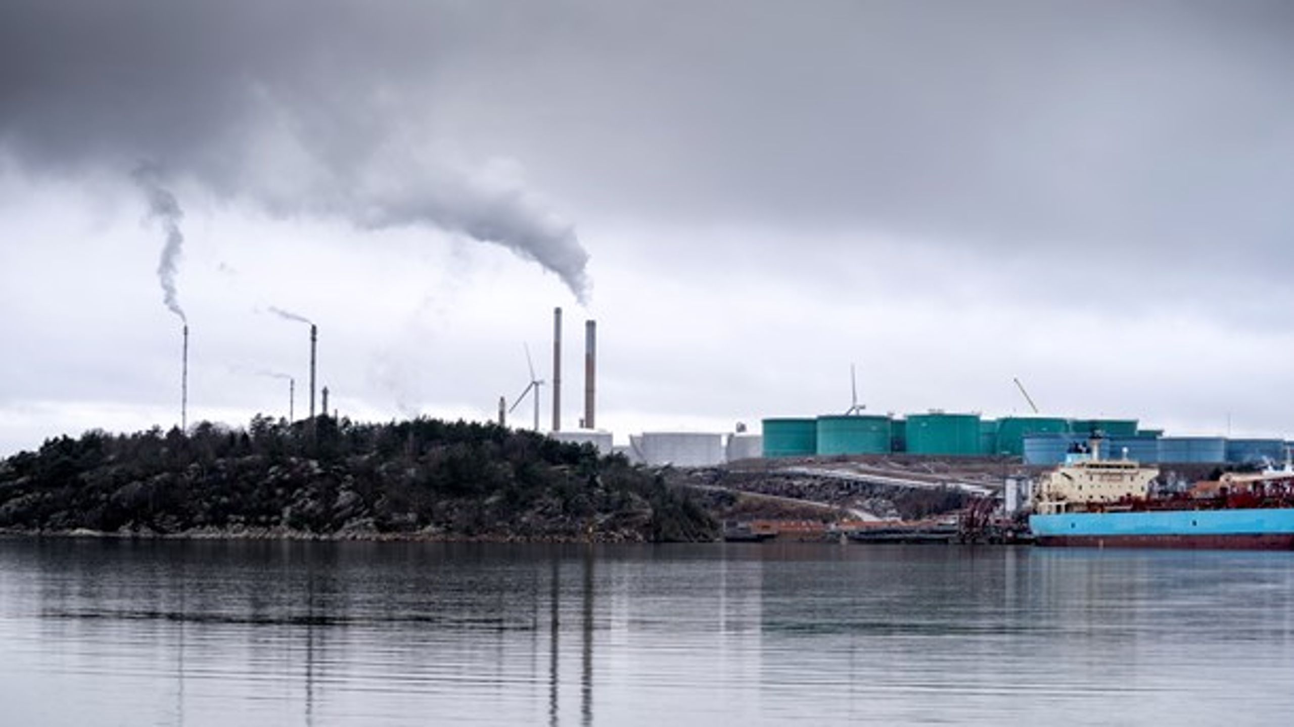 Ett tillstånd till Preemraff skulle hindra Sverige från att nå sina klimatmål och att uppfylla sin del av Parisavtalet, skriver David Ling och Mats Abrahamsson (MP).