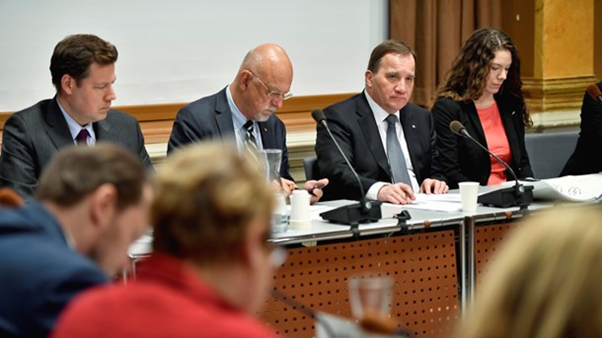EU-minister Hans Dahlgren (S) och statsminister Stefan Löfven (S) i EU-nämnden.